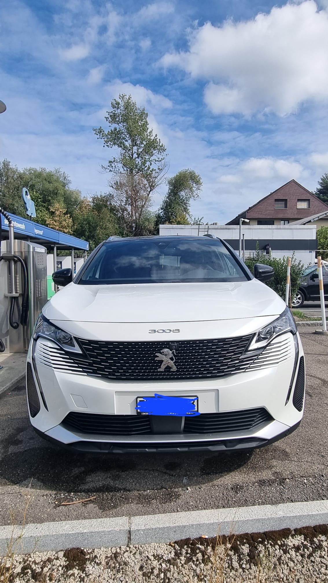 PEUGEOT 3008-image-1