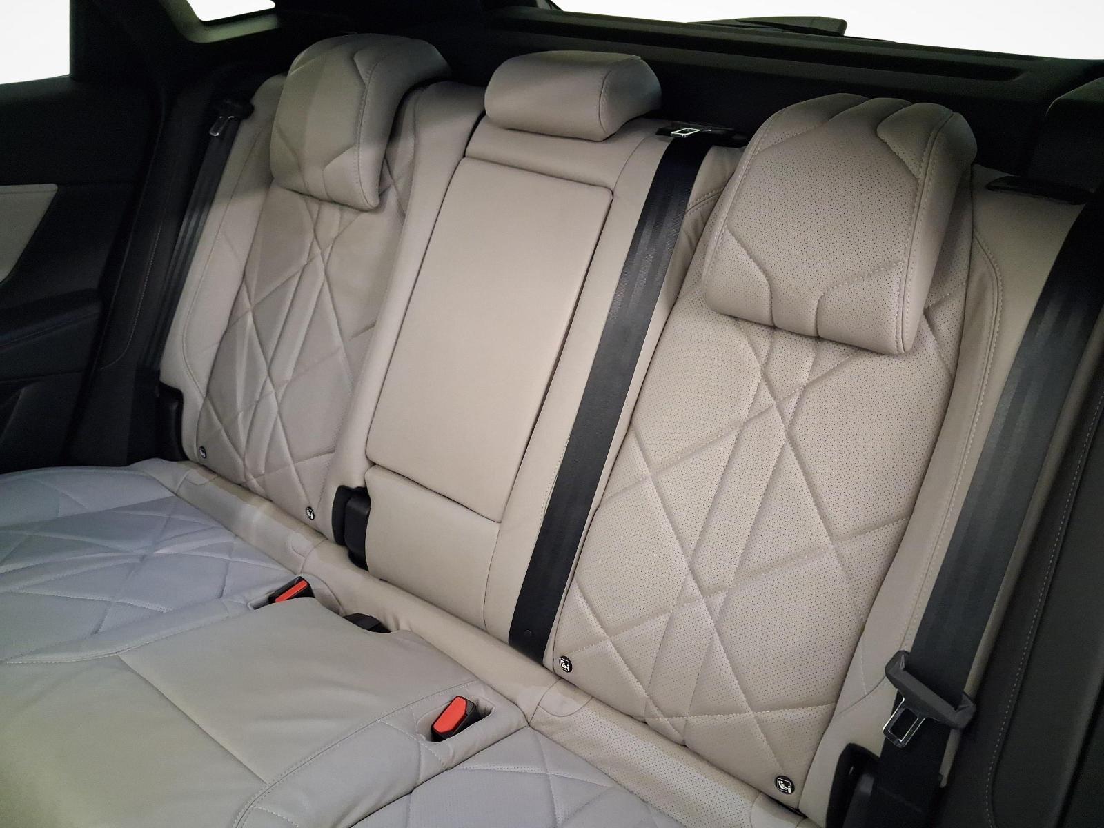 DS AUTOMOBILES 7 1.6 E-Tense Esprit de Voyage 4x4-image-10
