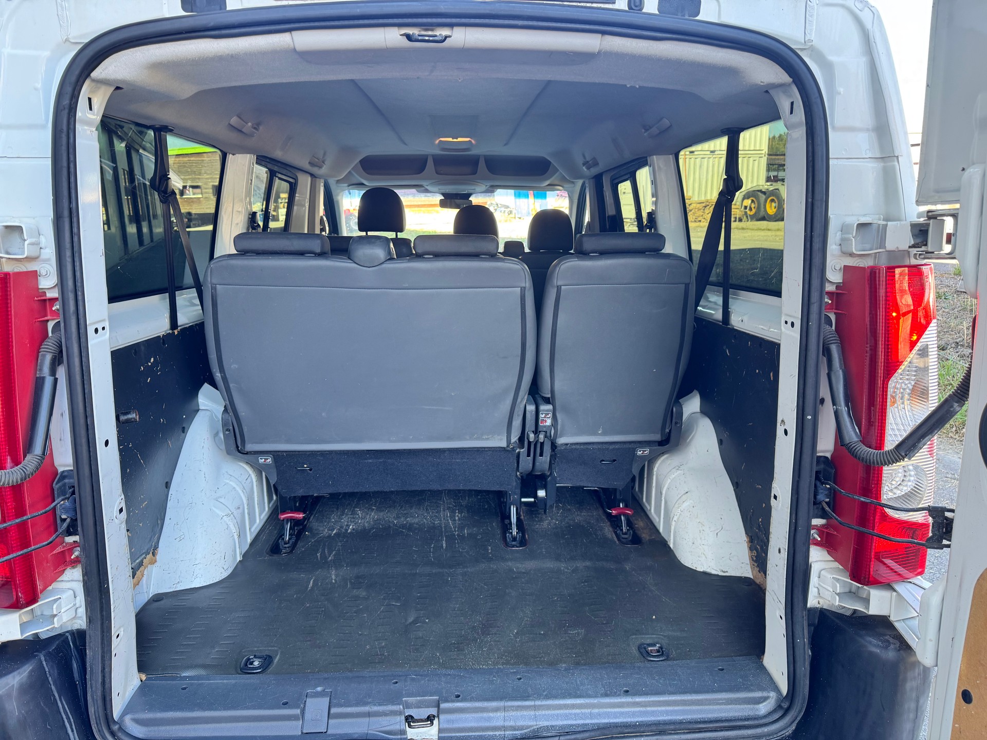 CITROEN Jumpy 2.0HDi L2H1 Seduction-image-13