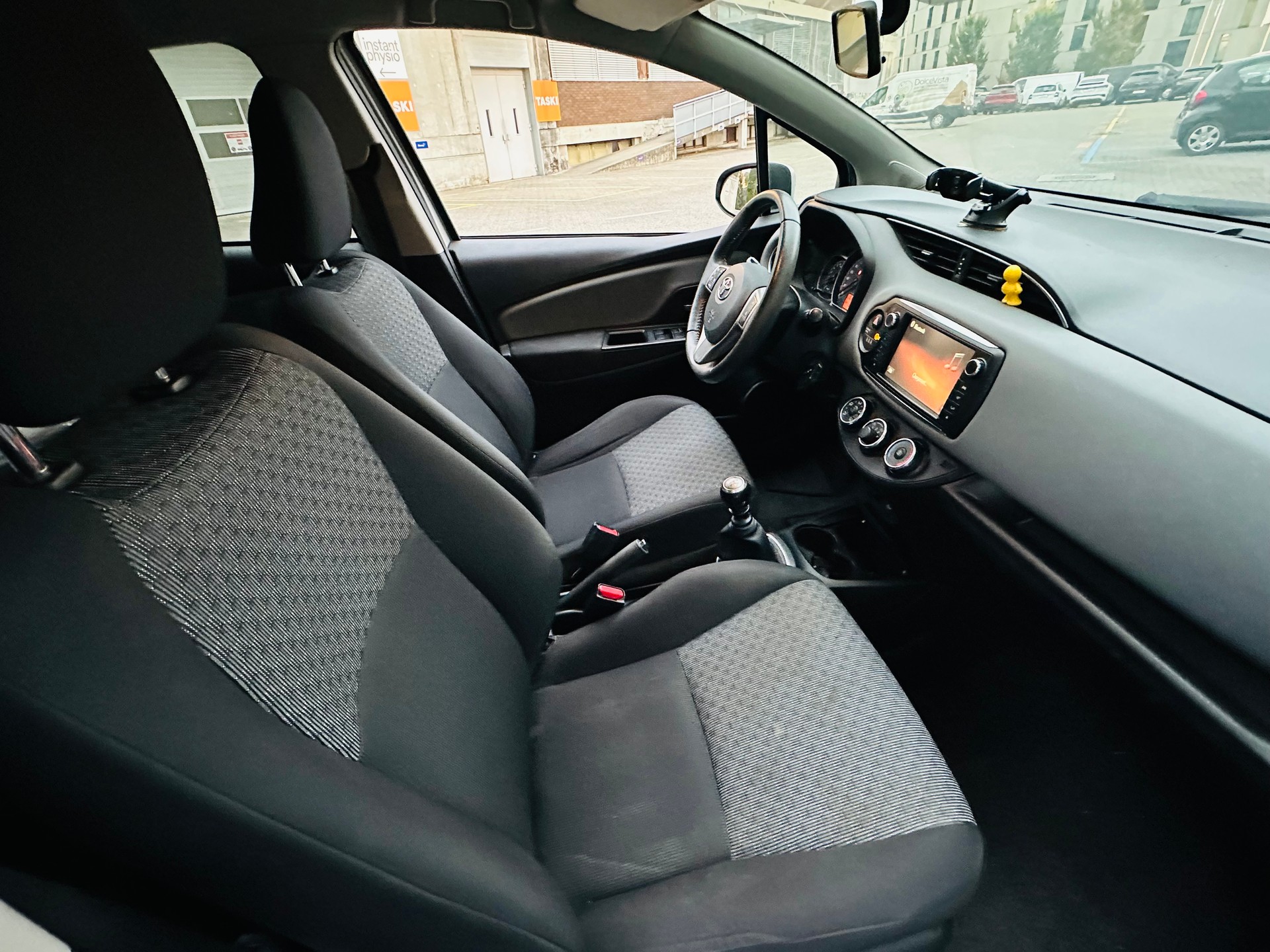 TOYOTA Yaris 1.33 Trend-image-11