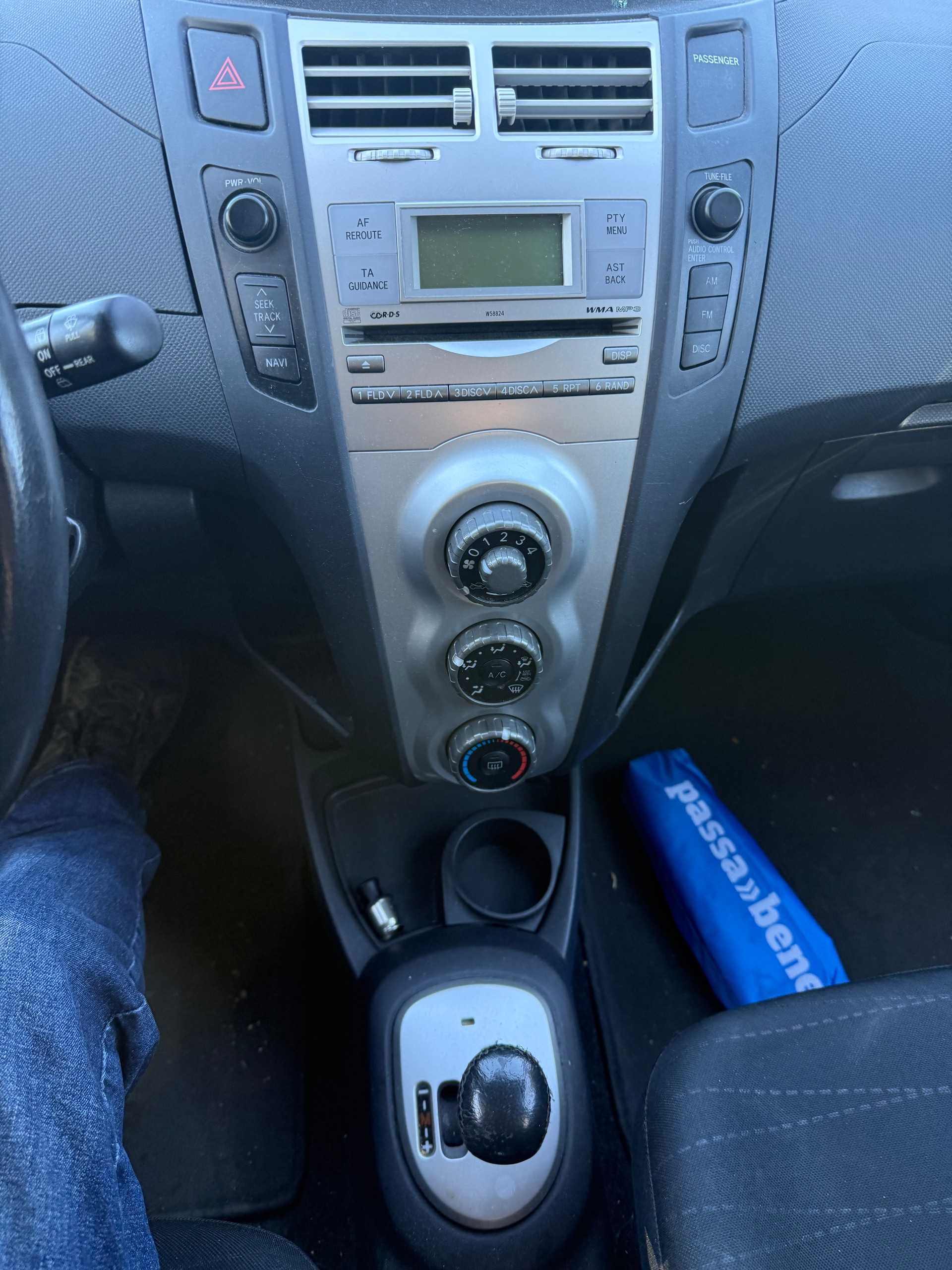 TOYOTA Yaris 1.3 City Multimode-image-13