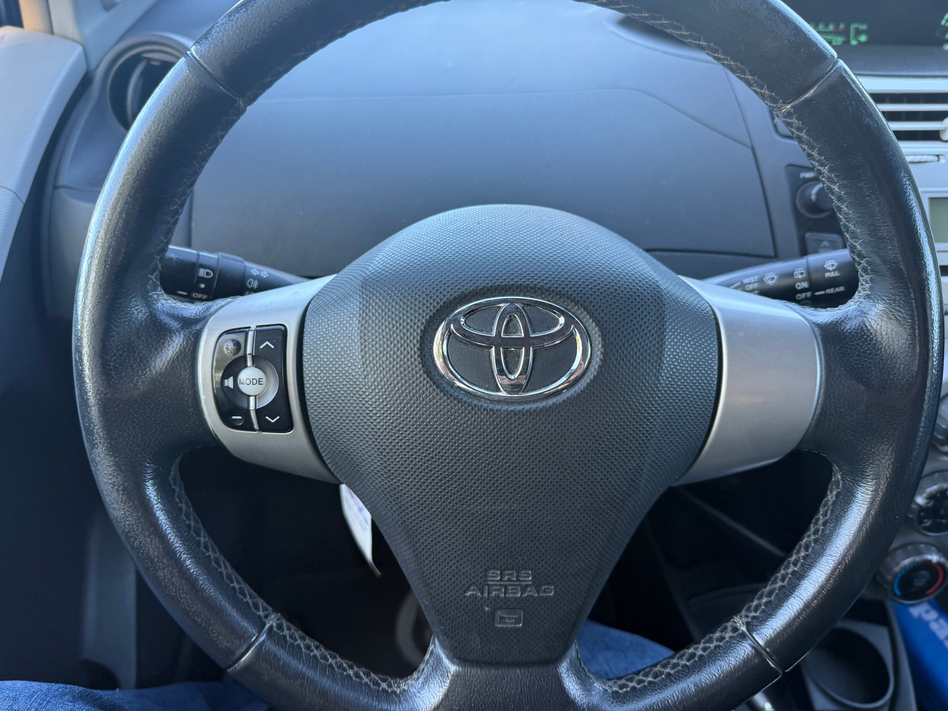 TOYOTA Yaris 1.3 City Multimode-image-11