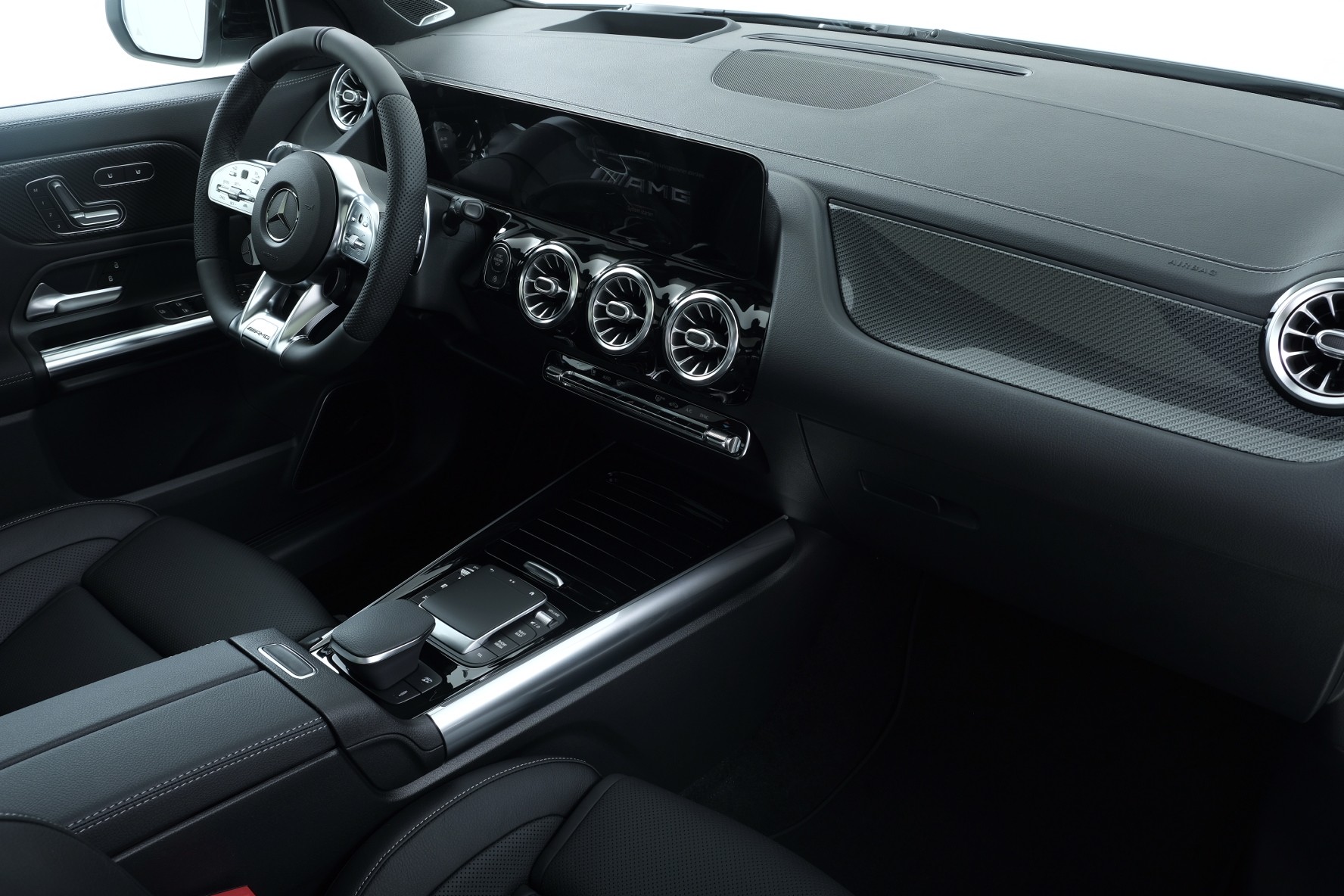 MERCEDES-BENZ GLA 45 S AMG 4matic+ H247-image-4