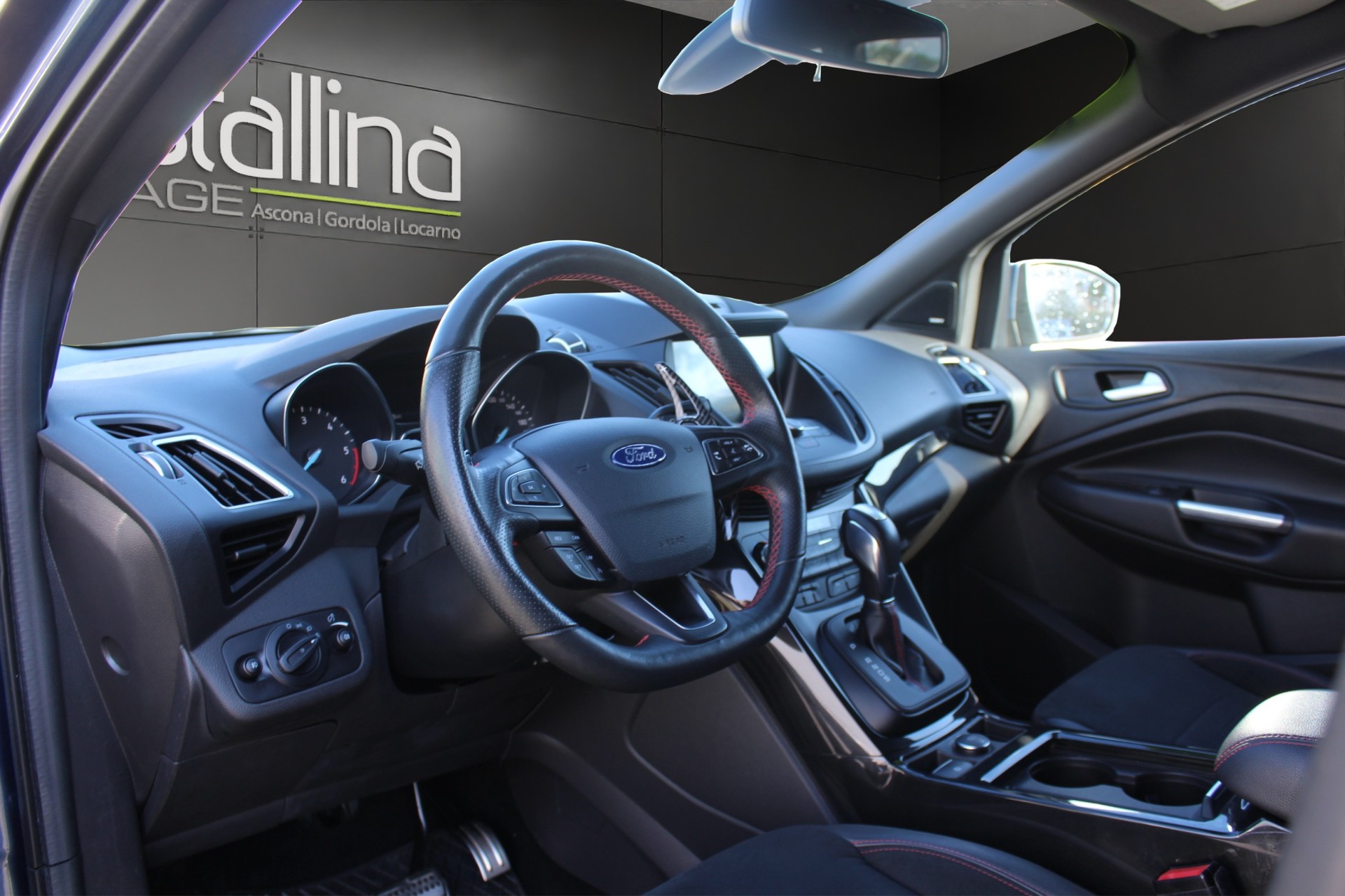 FORD Kuga 2.0 TDCi 150 ST-Line FPS-image-7