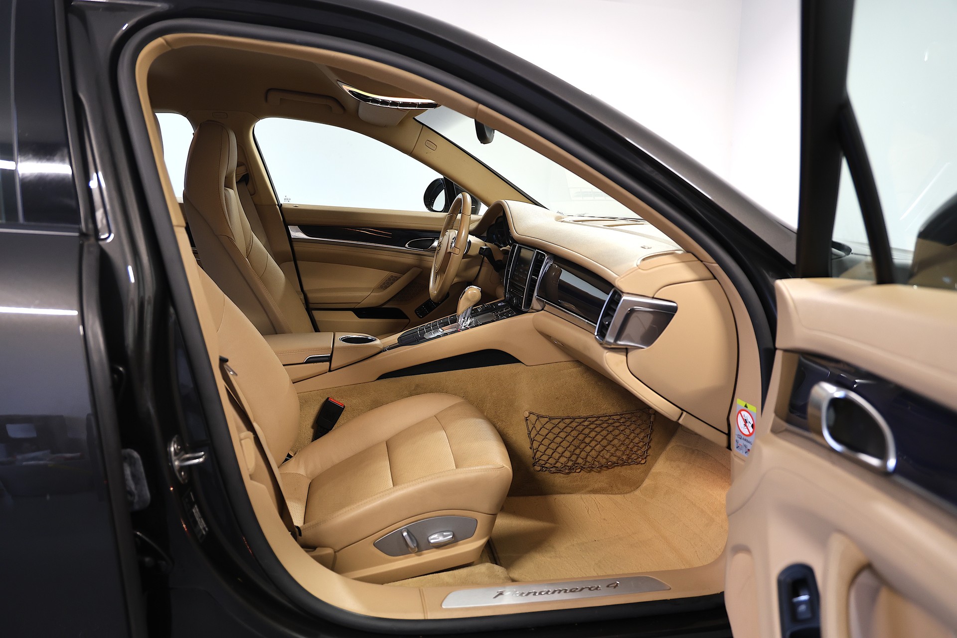 PORSCHE Panamera 3.6 V6 4 PDK-image-12
