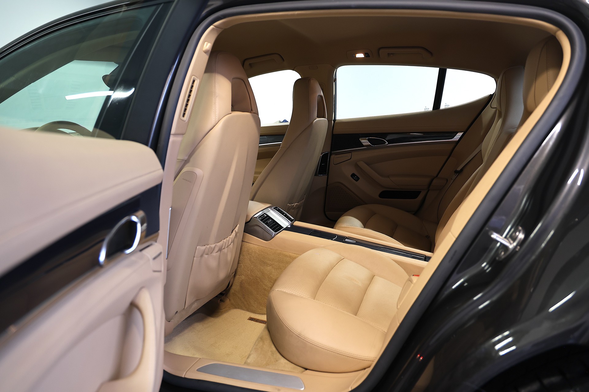 PORSCHE Panamera 3.6 V6 4 PDK-image-15