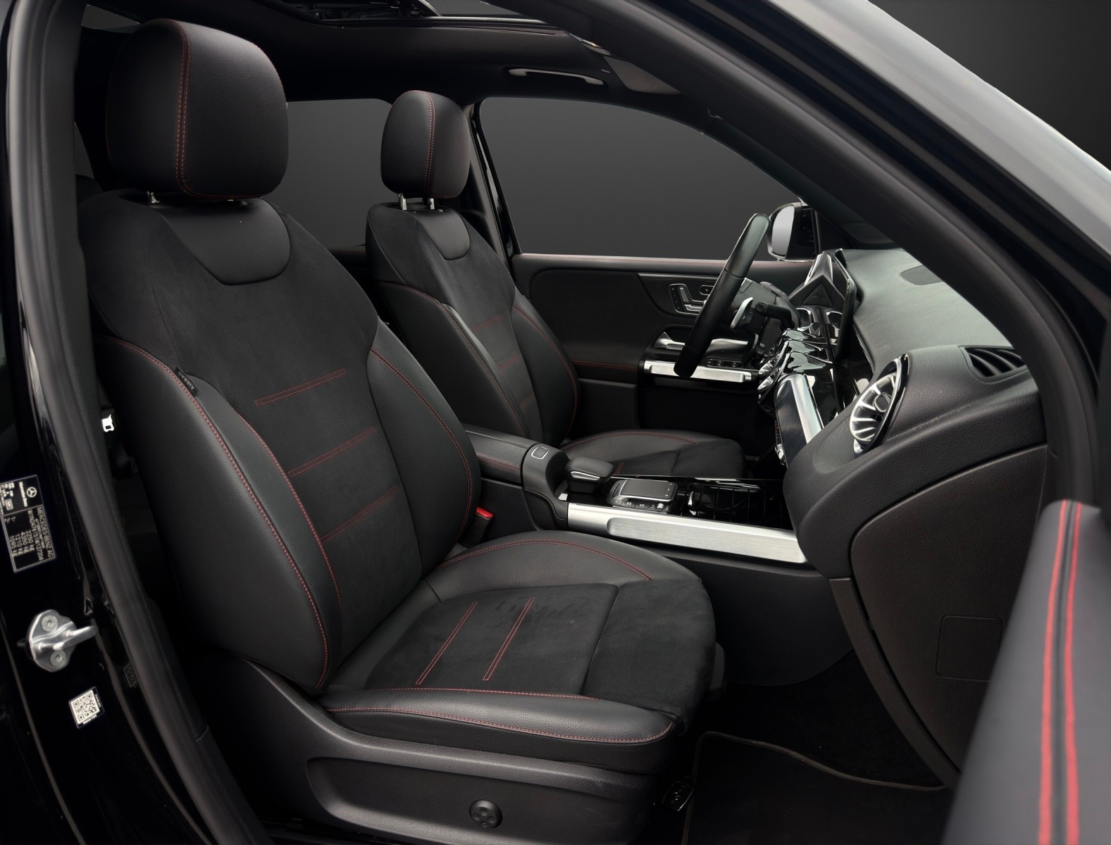 MERCEDES-BENZ GLB 220 d 4Matic AMG Line 8G-Tronic mit 190 PS-image-8