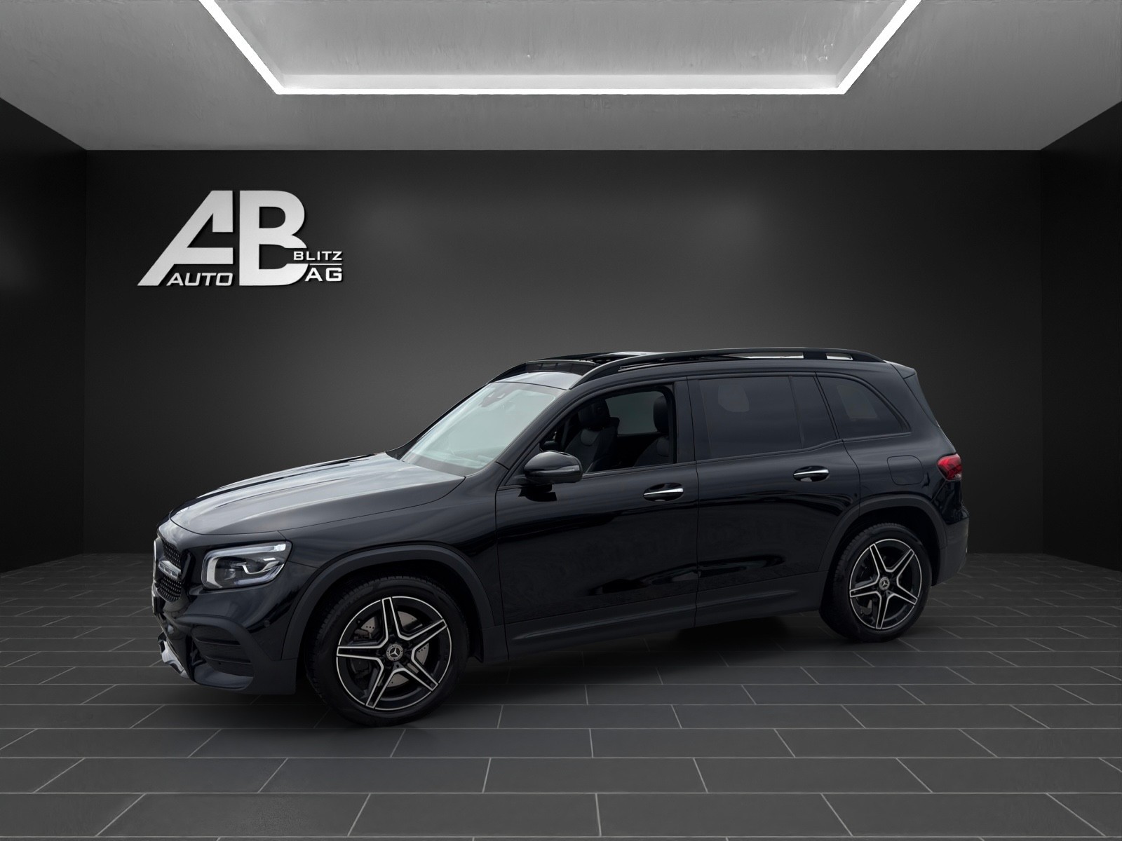 MERCEDES-BENZ GLB 220 d 4Matic AMG Line 8G-Tronic mit 190 PS-image-1