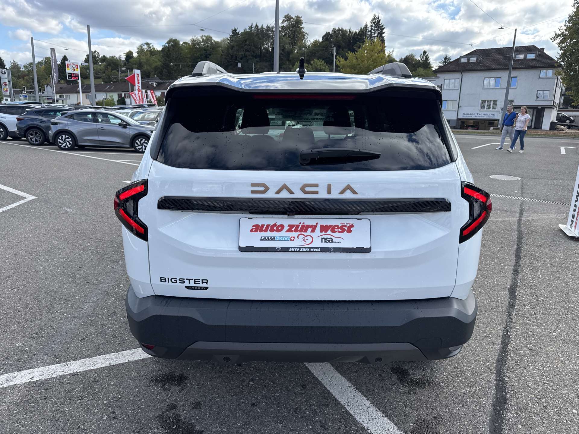 DACIA Bigster HEV 155 Extreme Automat-image-14