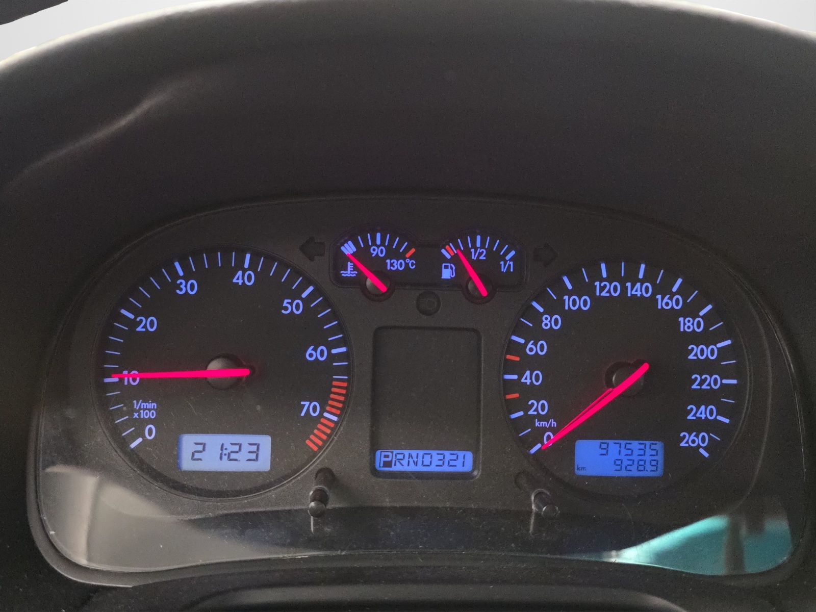 VW Bora Variant 2.0 Comfortline Automat-image-3