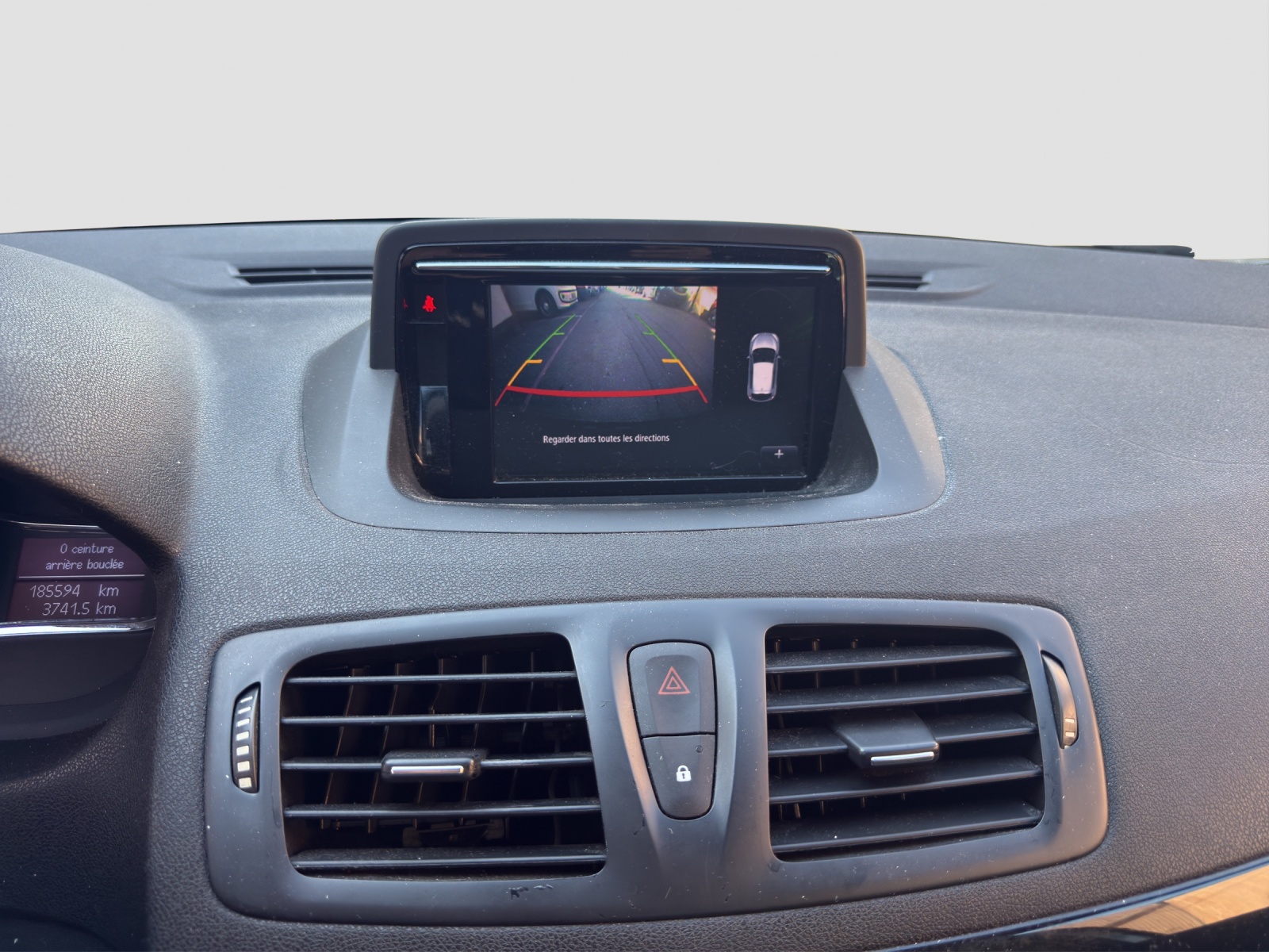 RENAULT Mégane 1.2 16V Turbo Bose-image-10