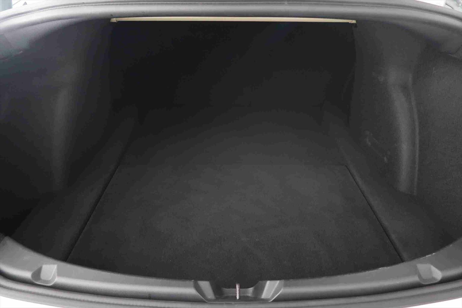 TESLA Model 3 Long Range Dual AWD-image-7