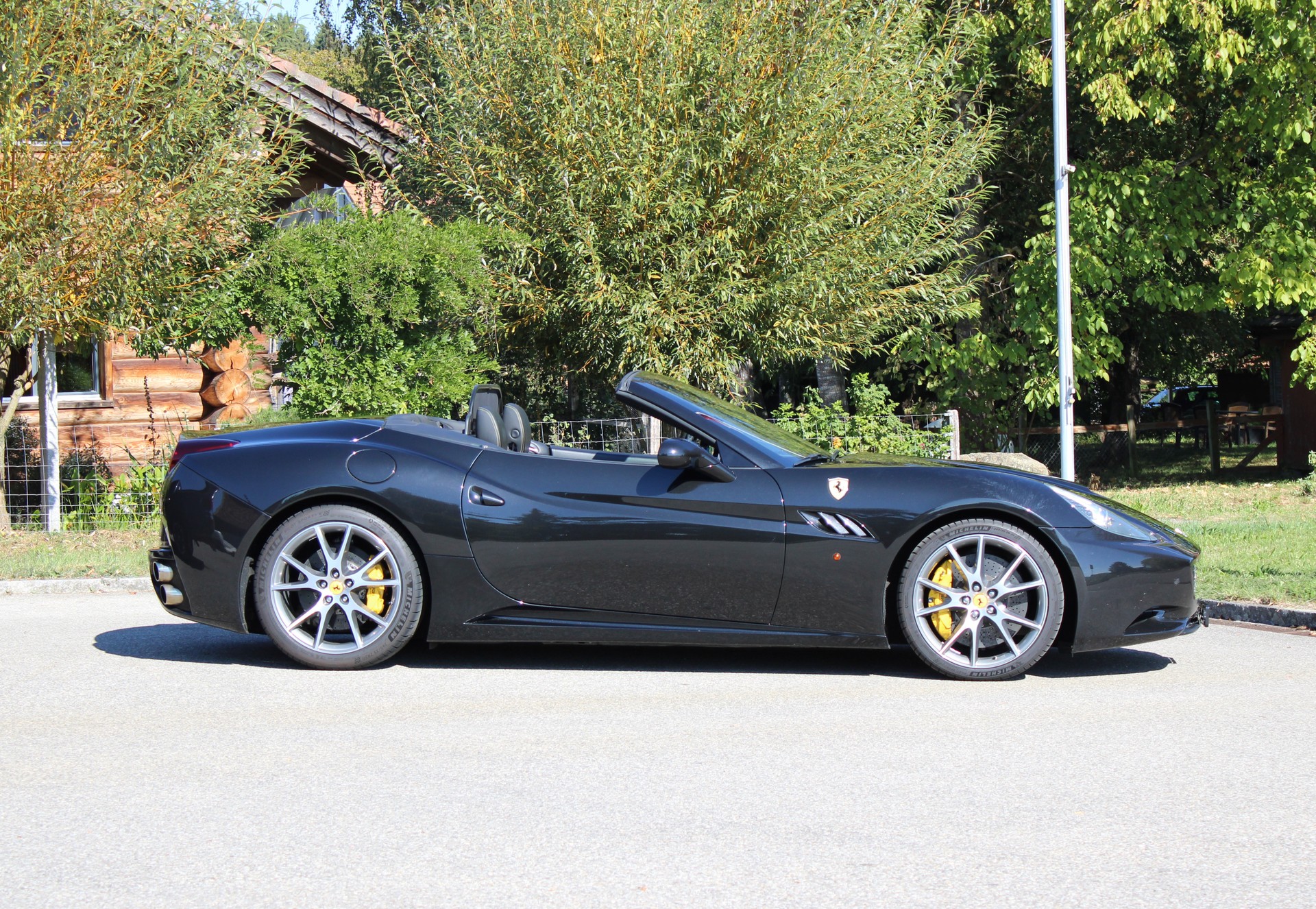 FERRARI California 4.3 V8-image-3