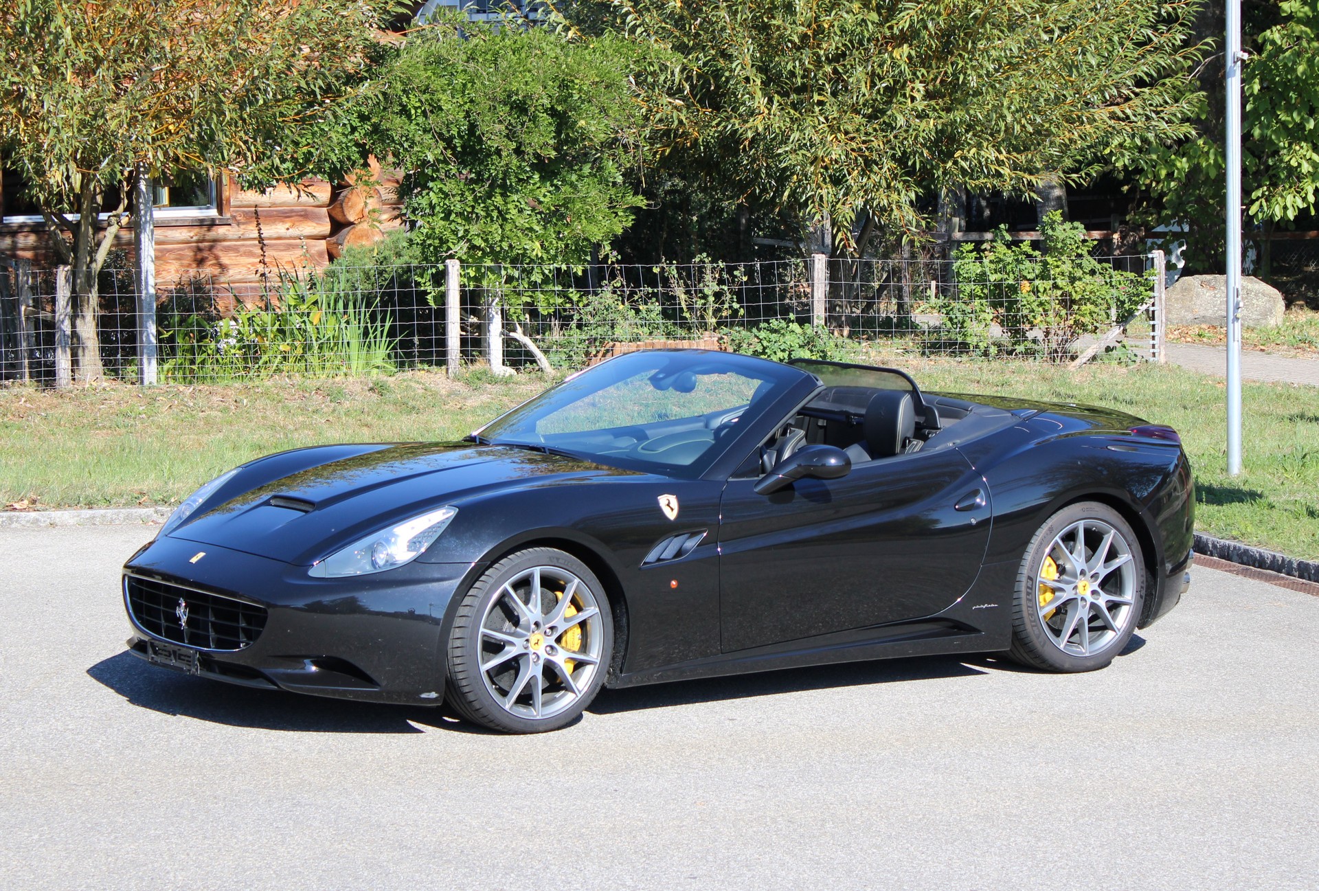 FERRARI California 4.3 V8-image-1