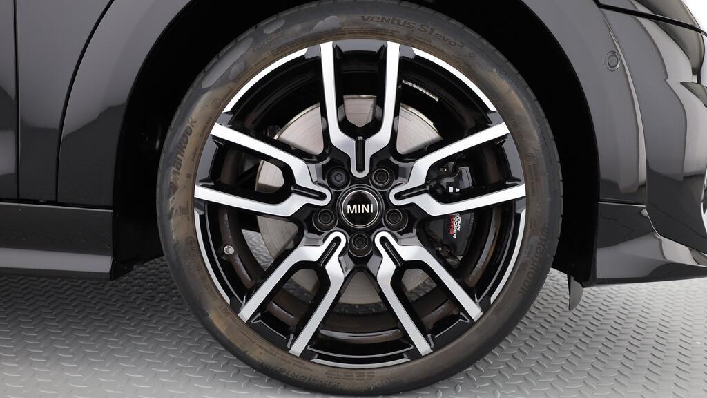 MINI Cooper Cabrio S-image-7
