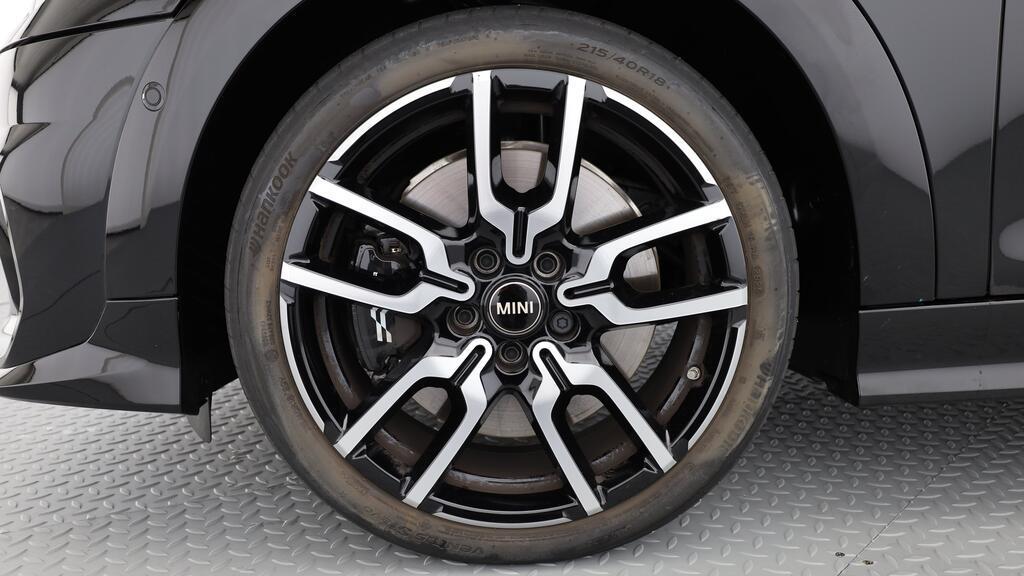 MINI Cooper Cabrio S-image-8
