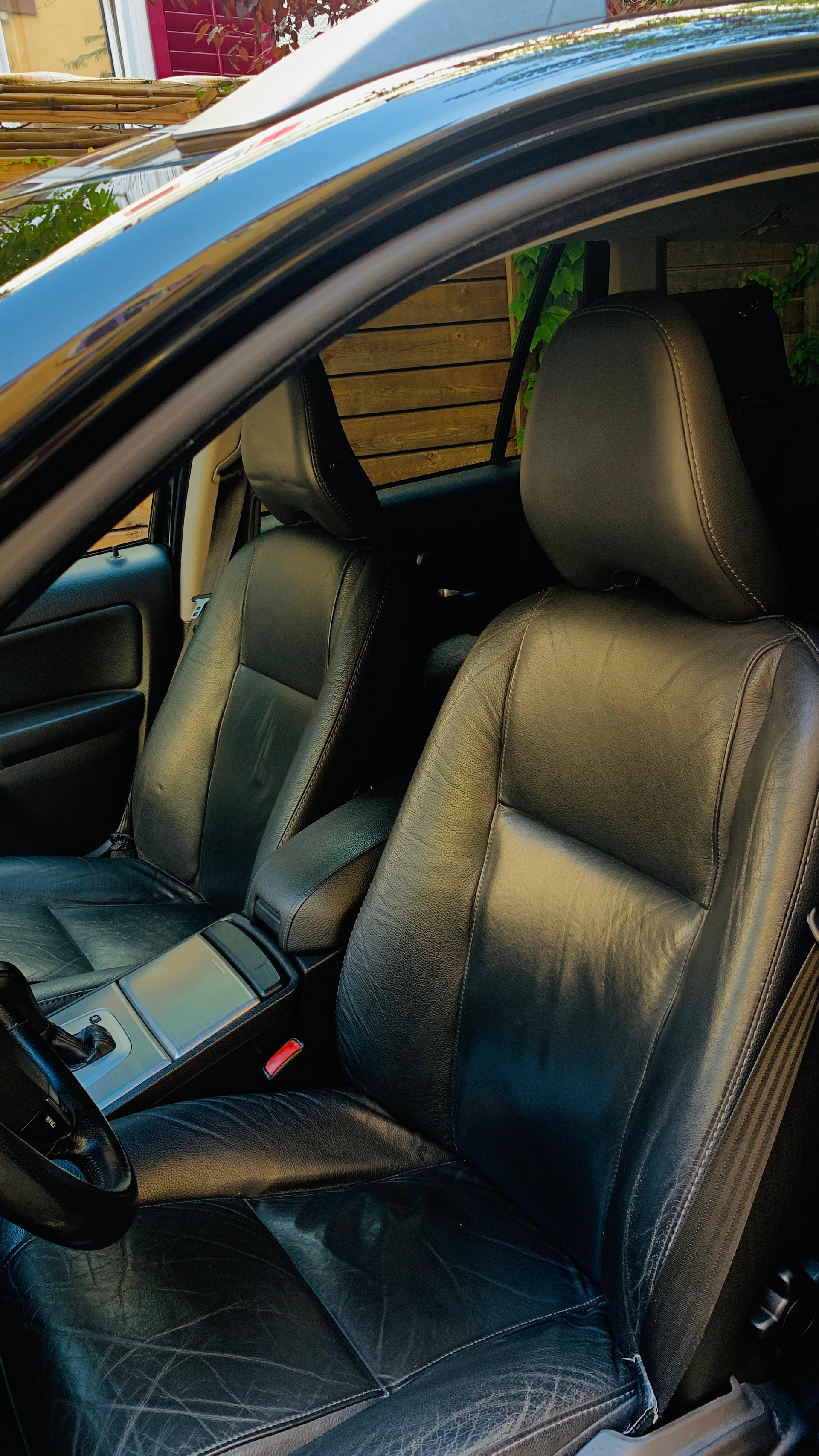 VOLVO 2.5 T AWD Kinetic-image-5