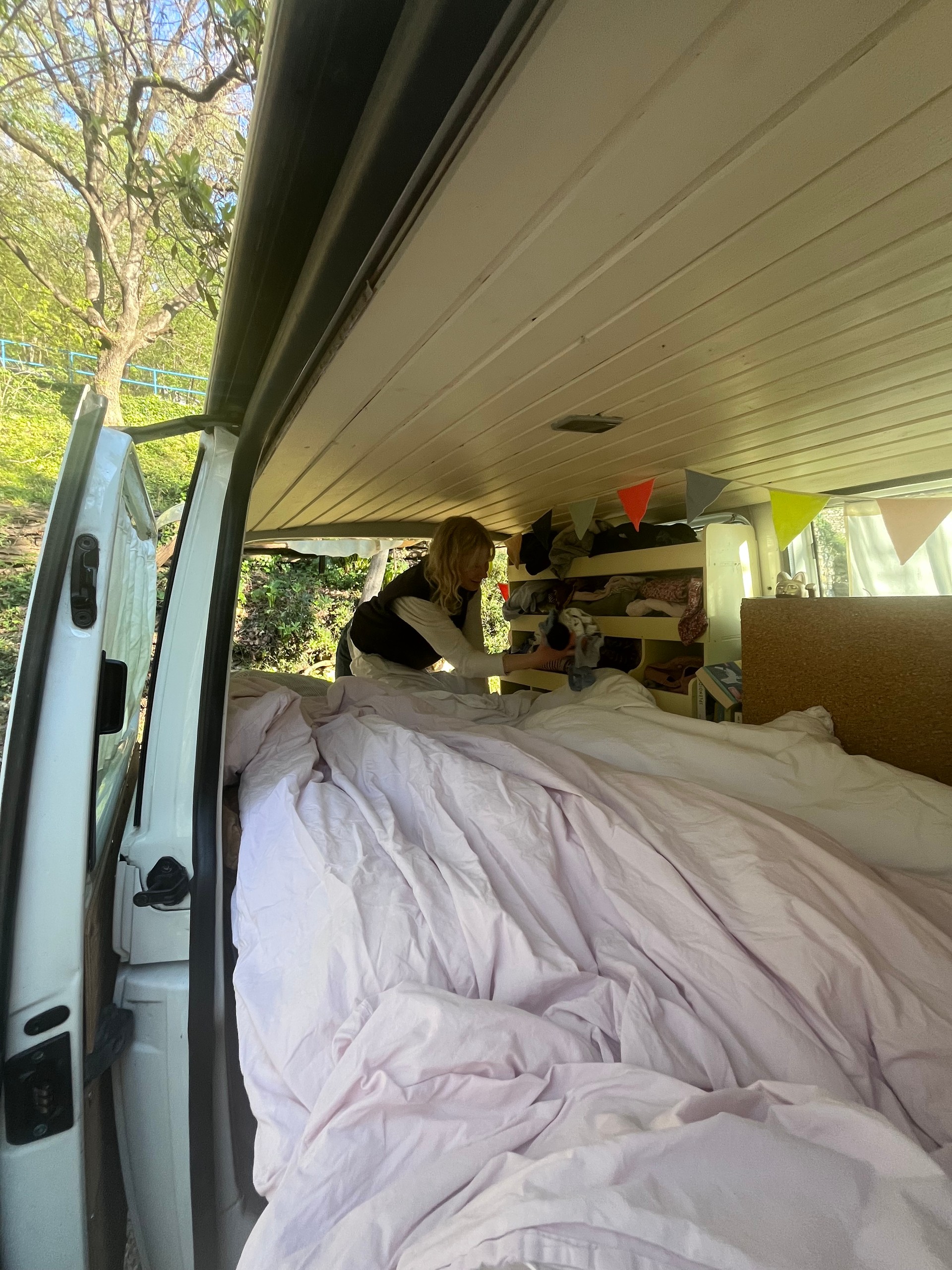 VW TRANSPORTER-image-1