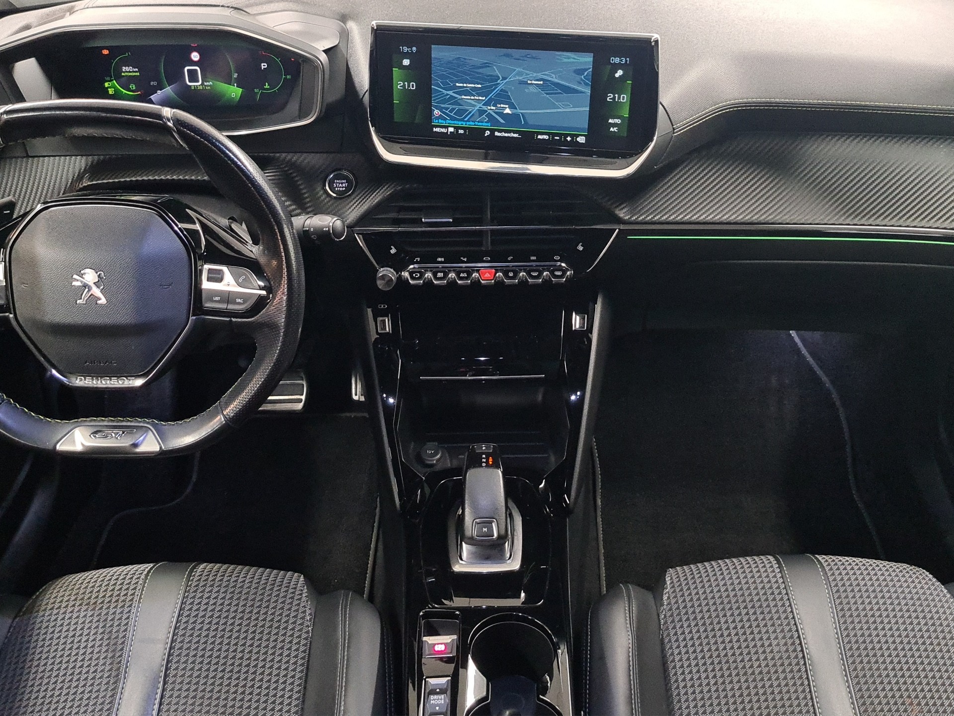 PEUGEOT 2008 1.2 GT-image-7