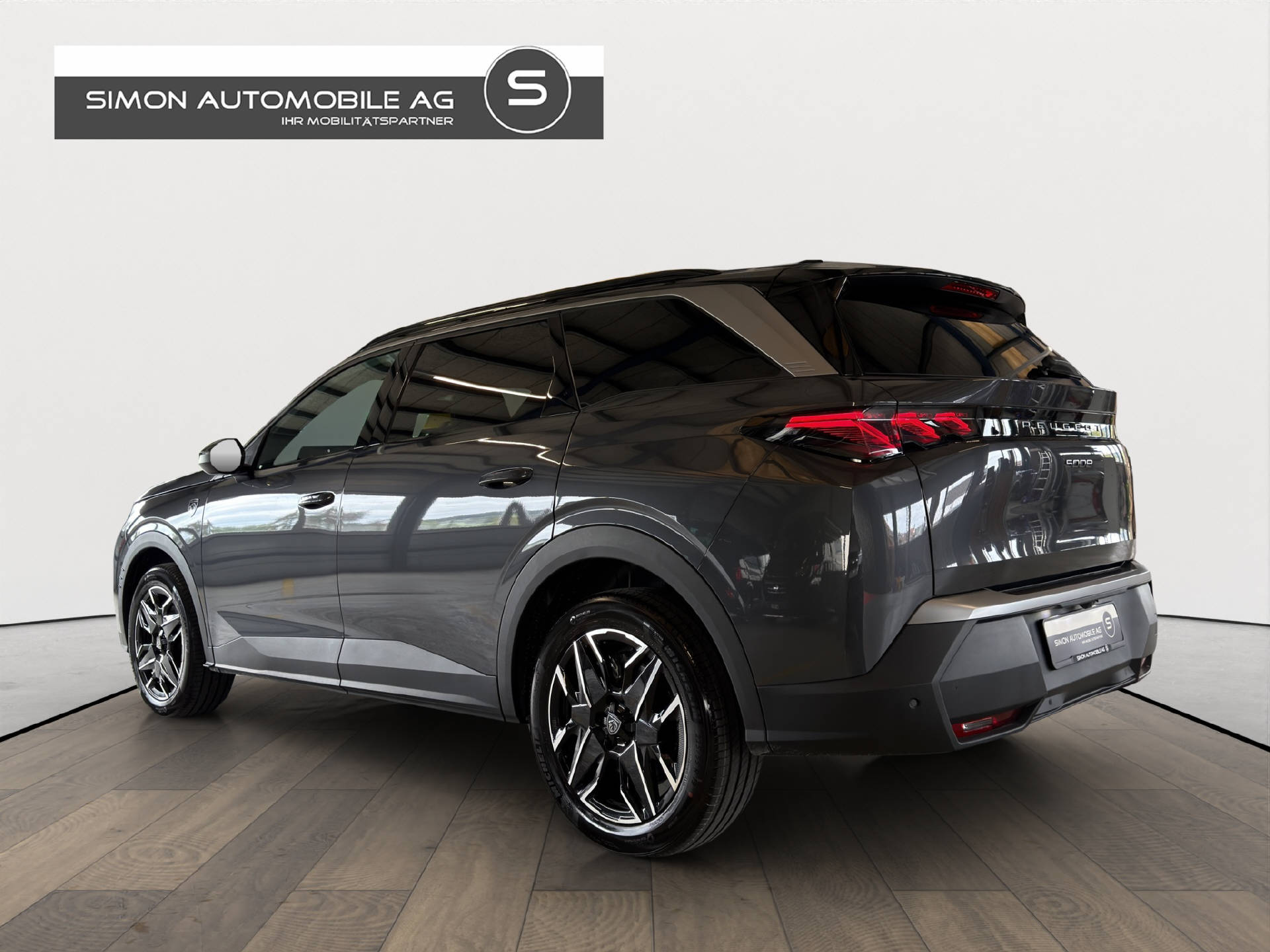 PEUGEOT 5008 1.2 Hybrid GT 7-Plätzer-showroom-element-2
