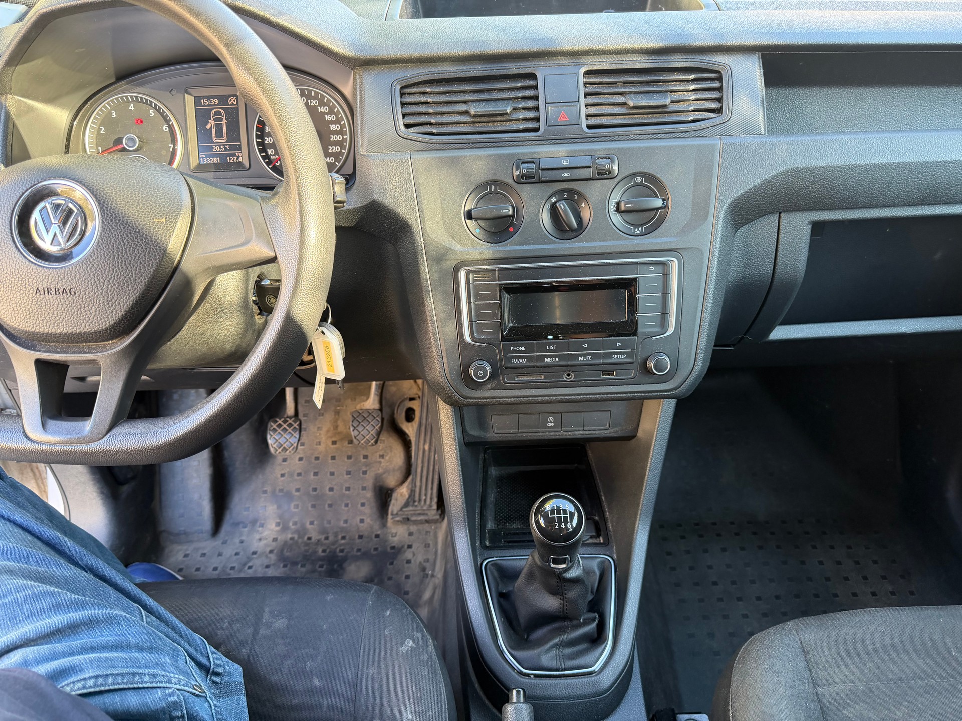 VW Caddy 1.4TGI BlueMotion Technology-image-8