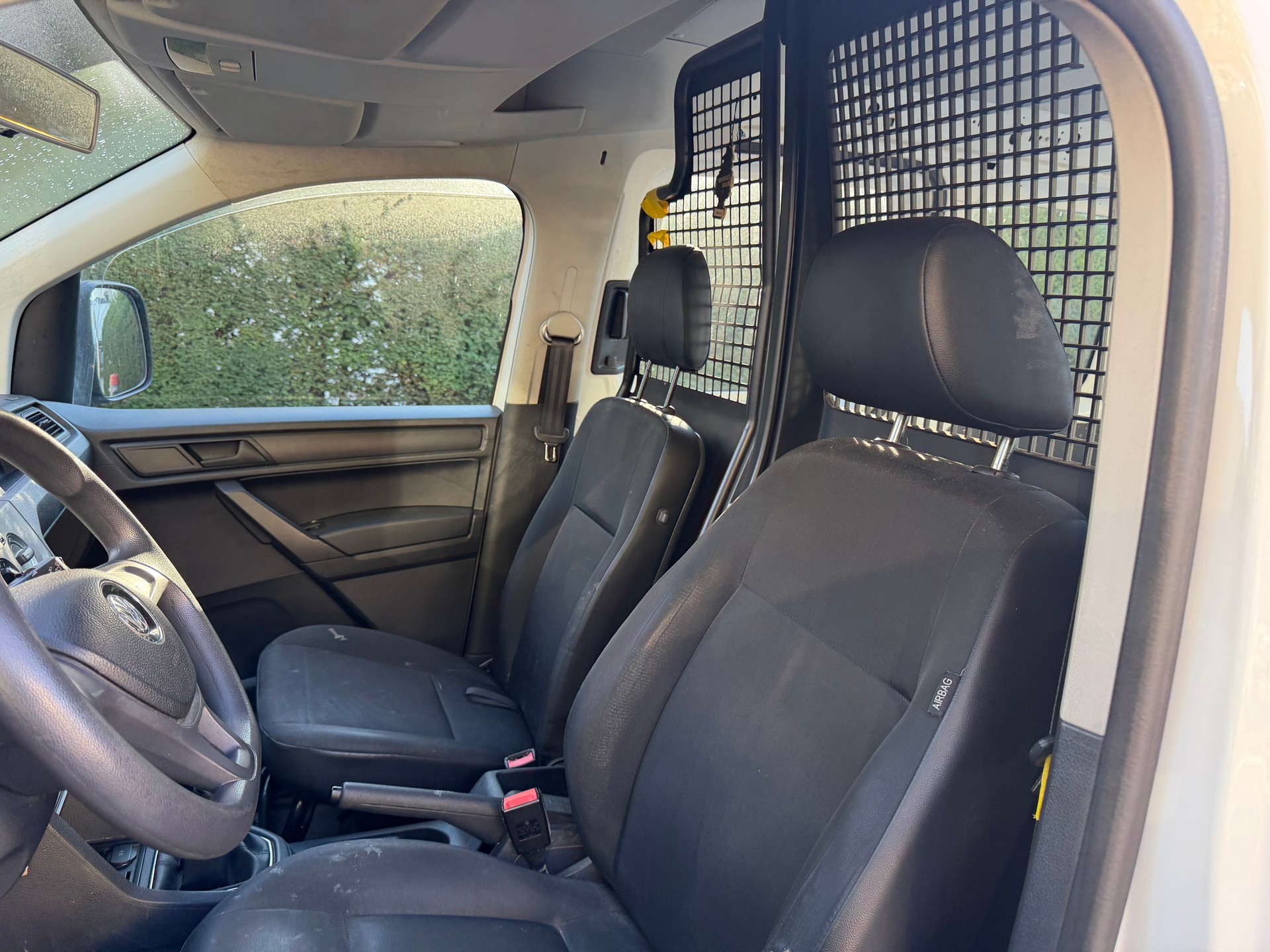 VW Caddy 1.4TGI BlueMotion Technology-image-9