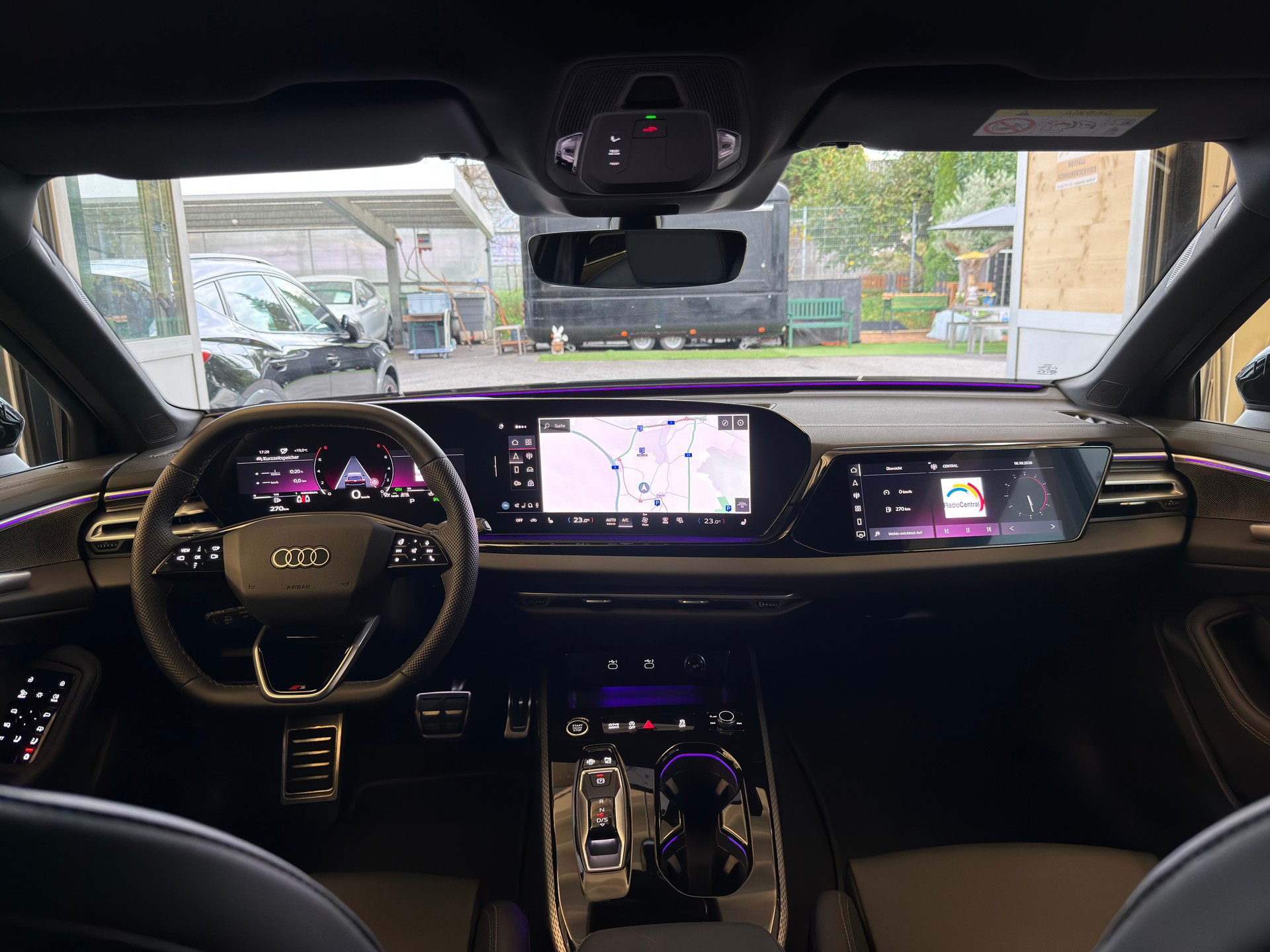 AUDI A5 Avant 2.0 TFSI quattro S-Tronic-image-8