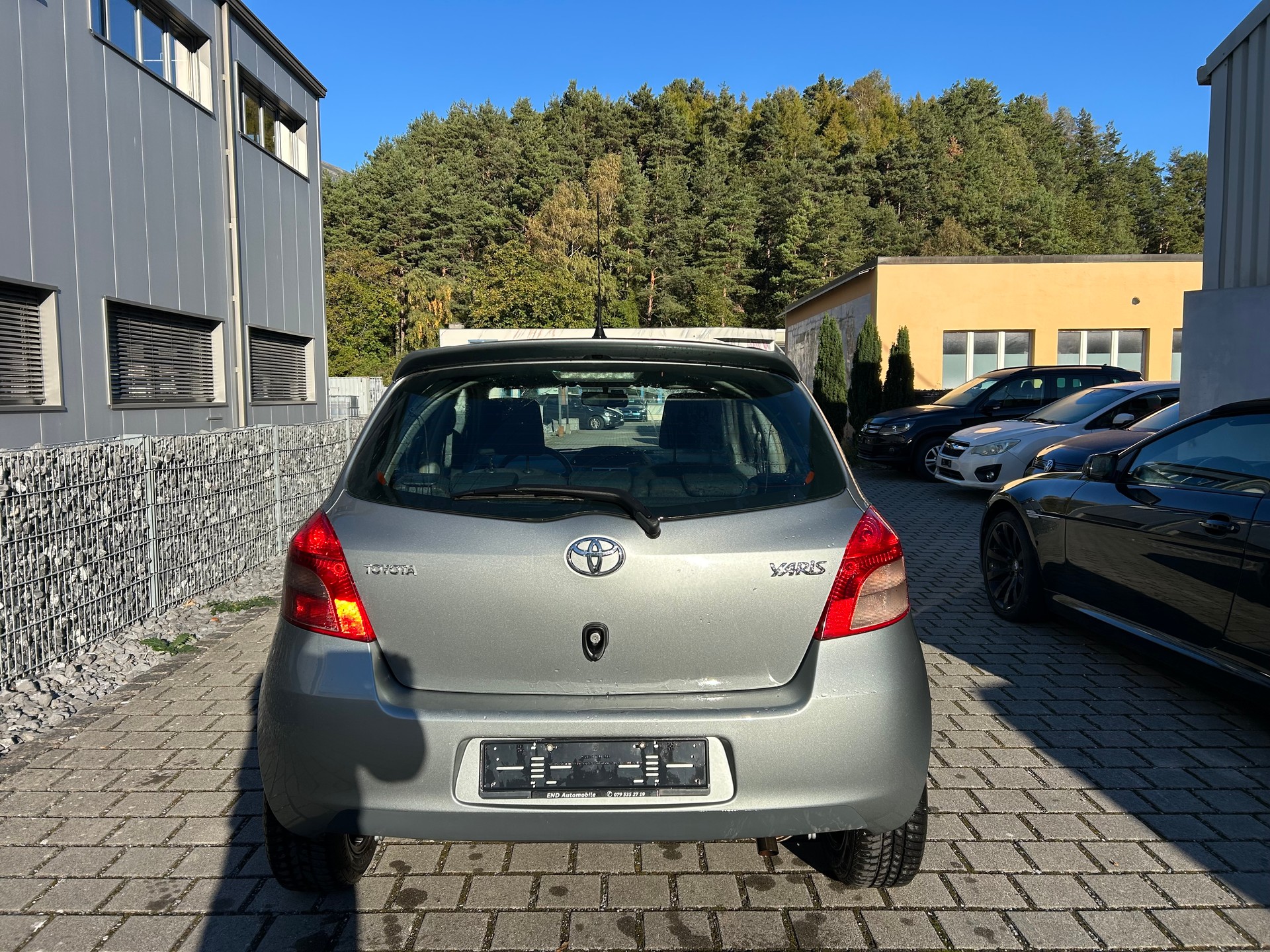 TOYOTA Yaris 1.33 Linea Sol-image-3