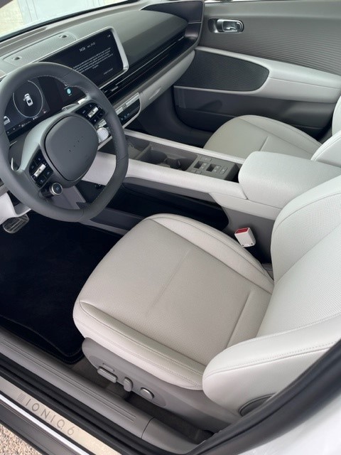 HYUNDAI Ioniq 6 Launch Edition 4WD-image-11