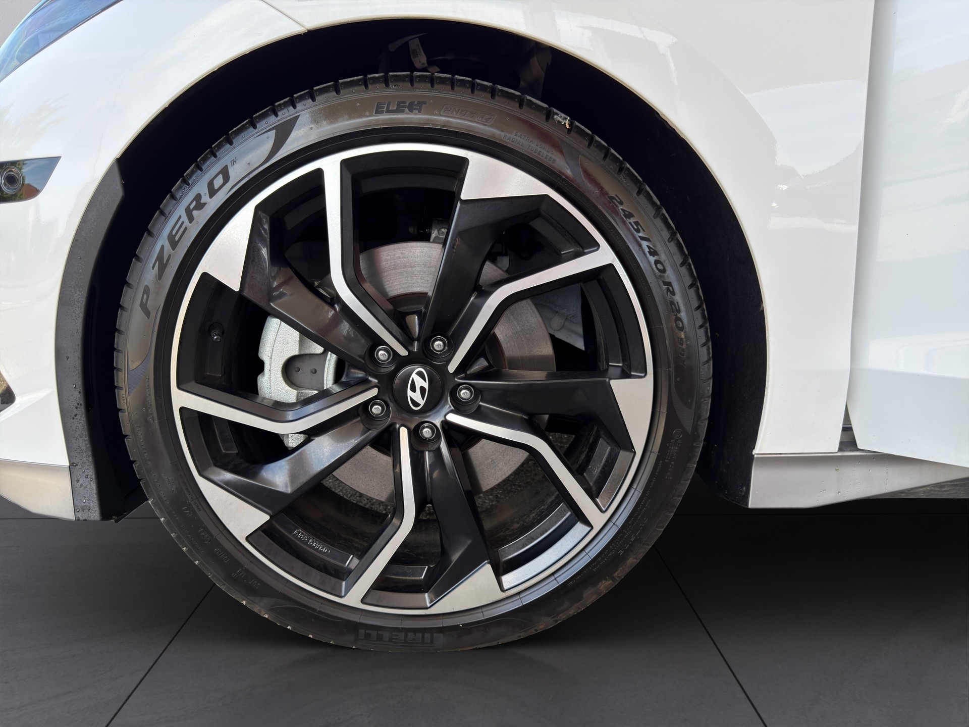HYUNDAI Ioniq 6 Launch Edition 4WD-image-10