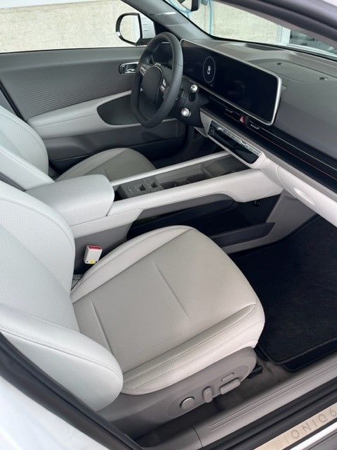 HYUNDAI Ioniq 6 Launch Edition 4WD-image-12