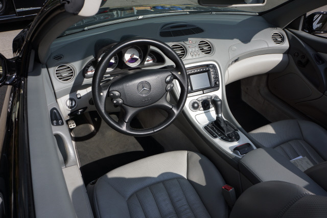 MERCEDES-BENZ SL 55 AMG-image-8