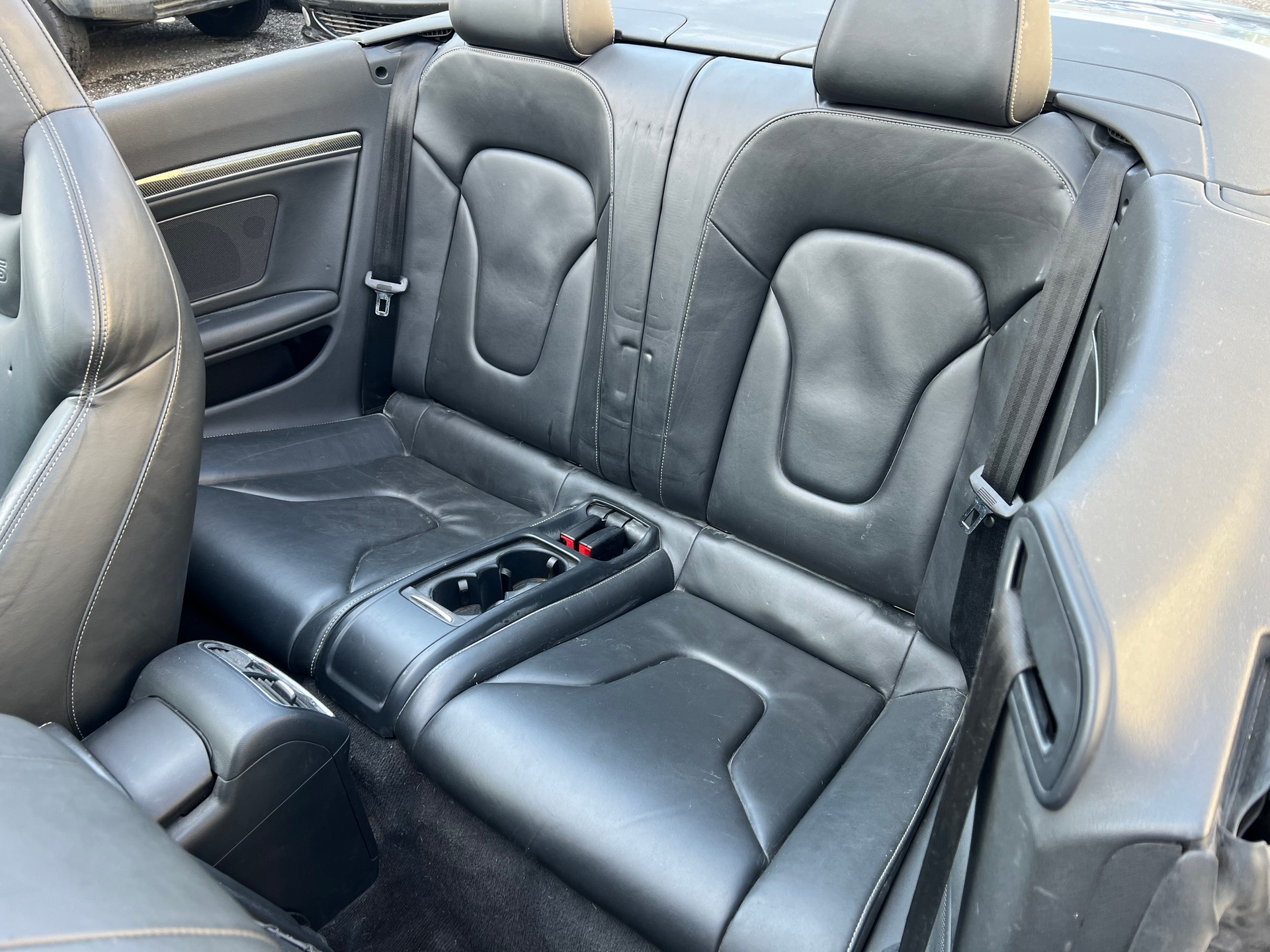 AUDI S5 Cabrio 3.0 TFSI quattro S-tronic-image-8