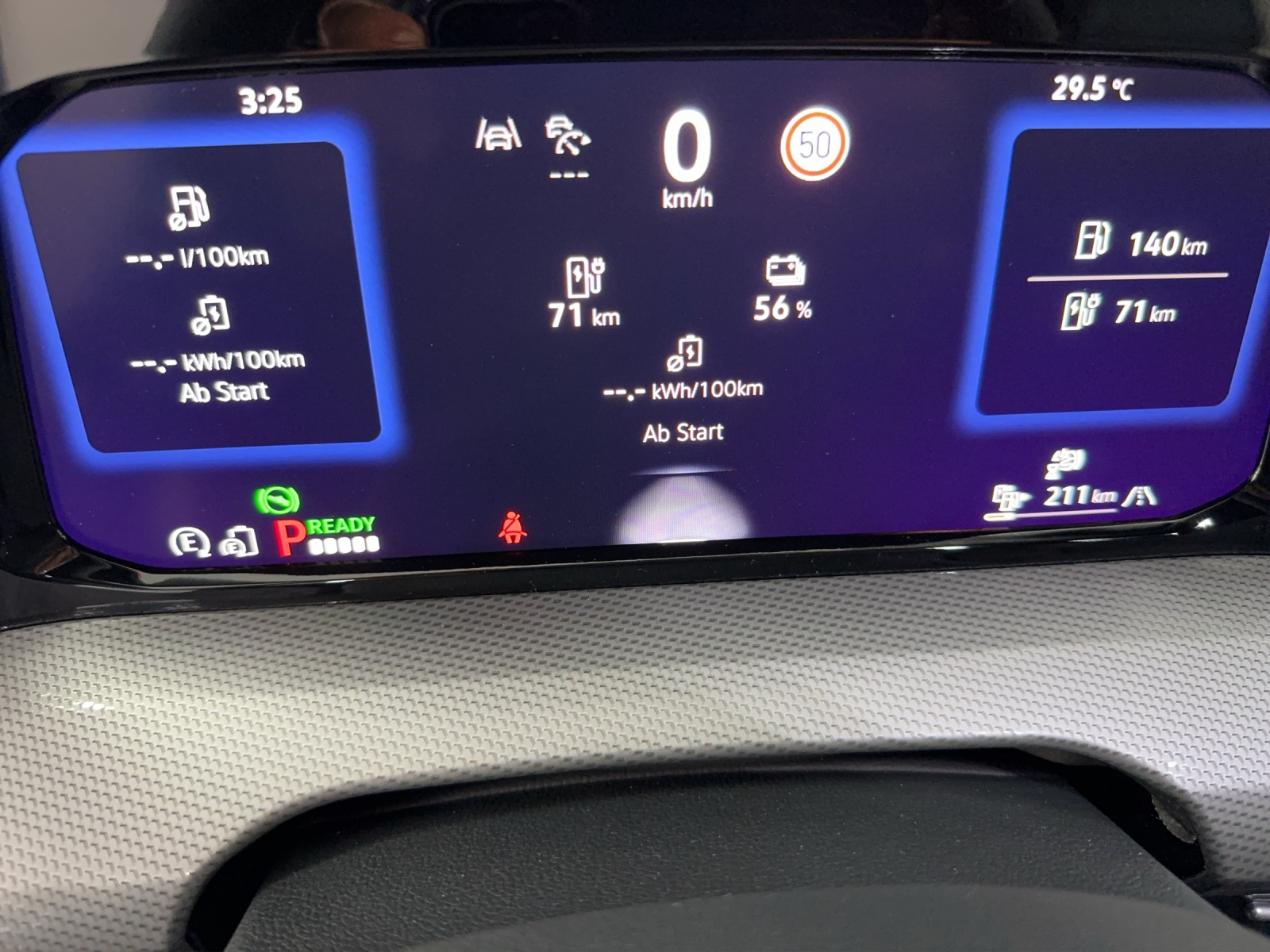 VW Golf 1.5 TSI PHEV Edition 50-image-11