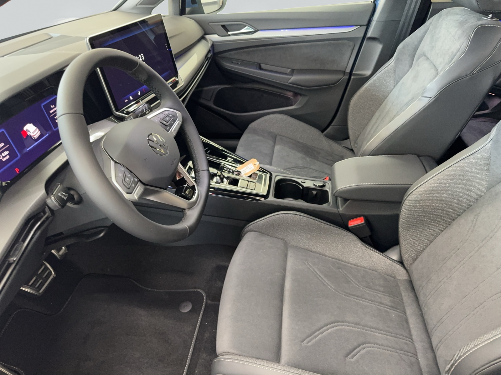 VW Golf 1.5 TSI PHEV Edition 50-image-7