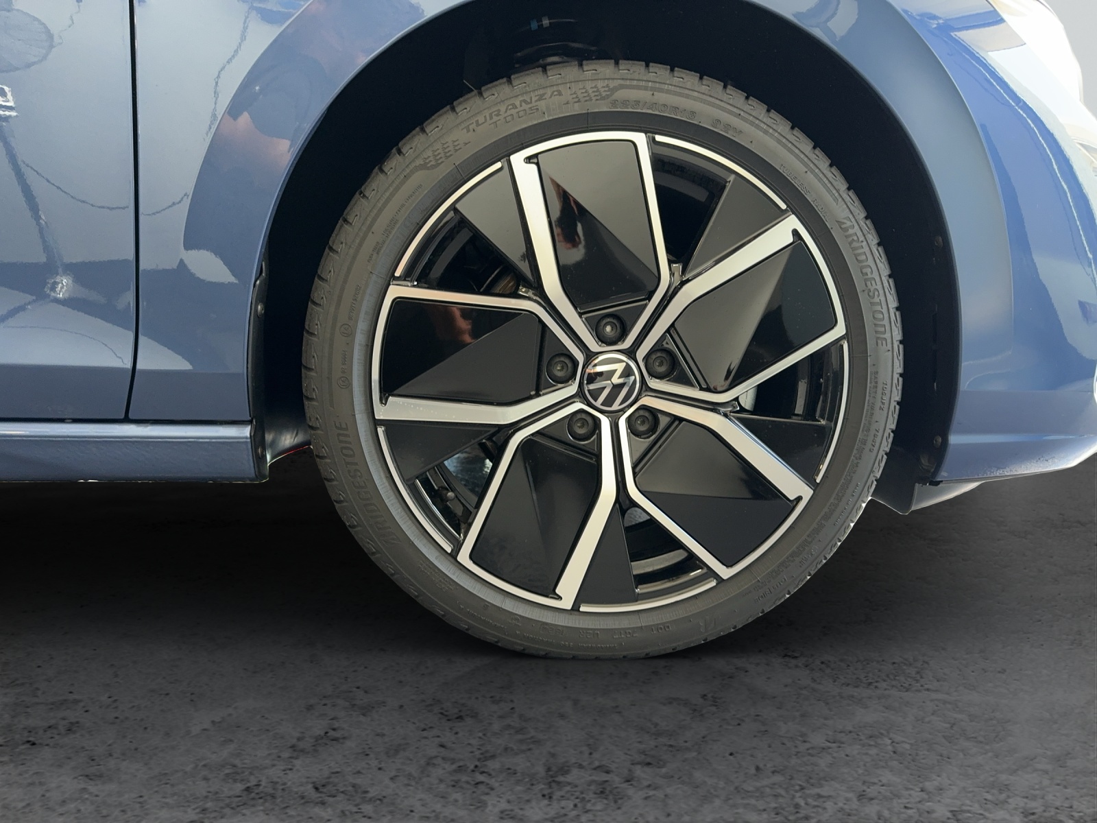 VW Golf 1.5 TSI PHEV Edition 50-image-14