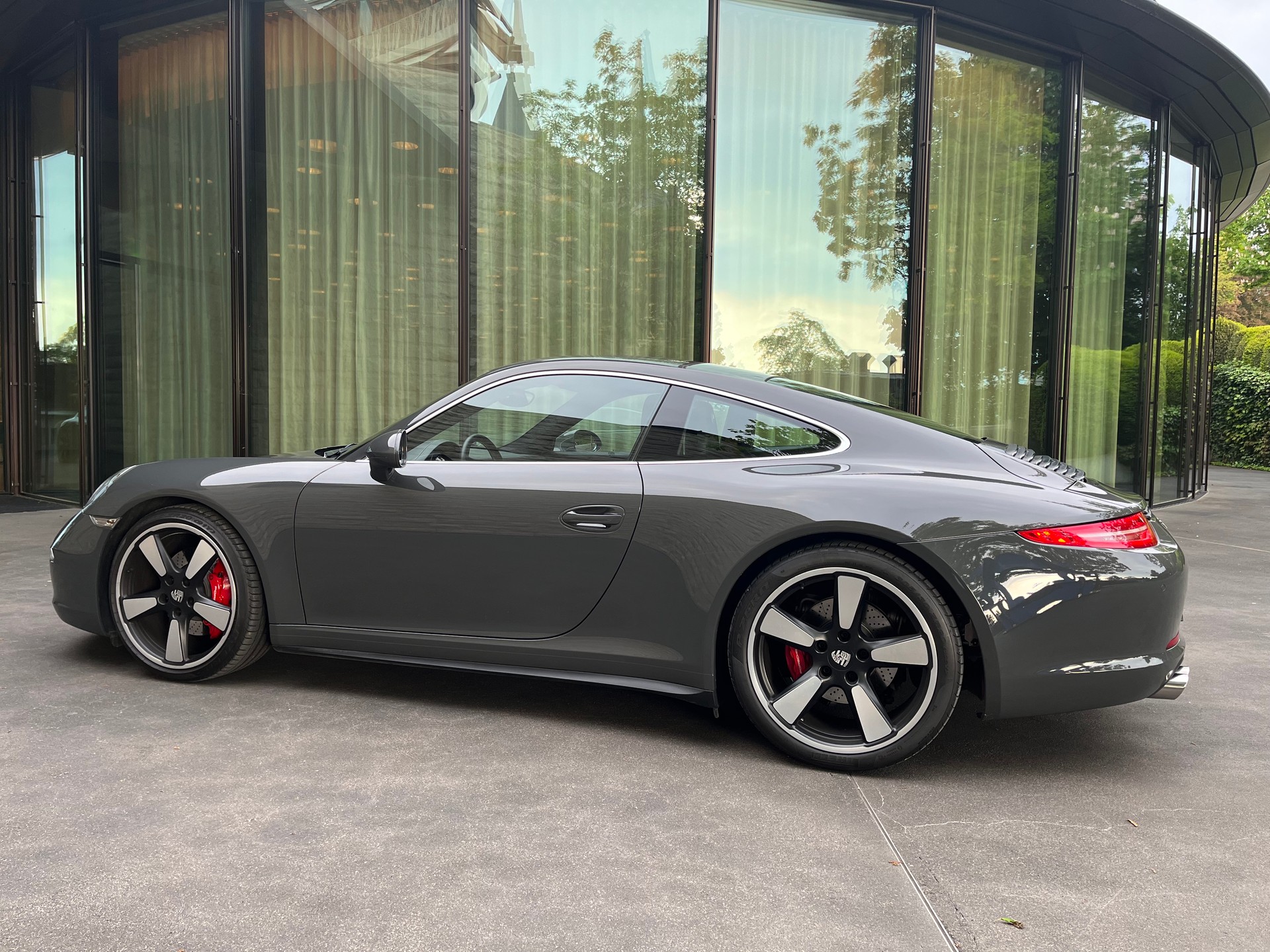 PORSCHE 911 Carrera S 50 Years PDK-image-12