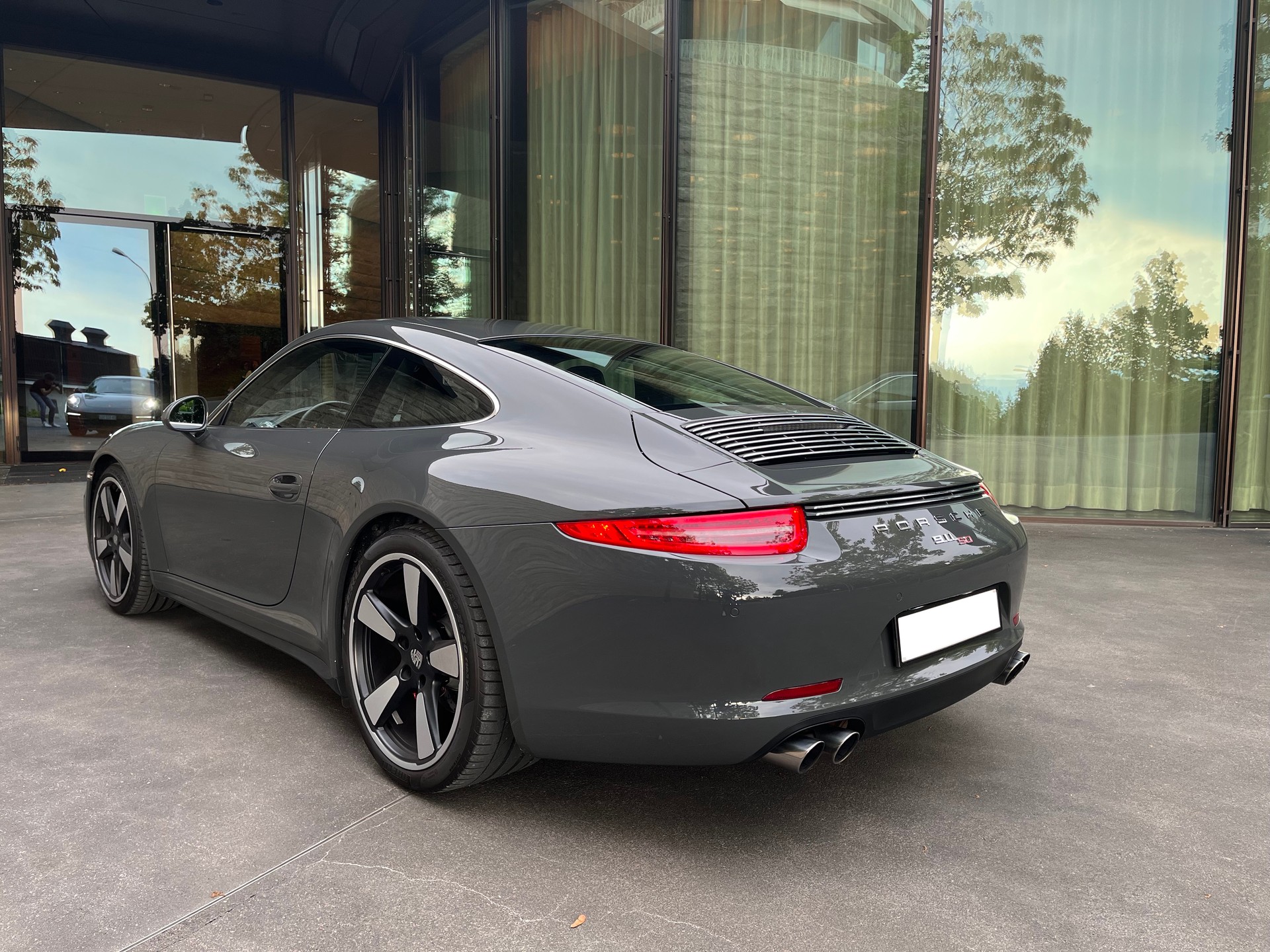 PORSCHE 911 Carrera S 50 Years PDK-image-11