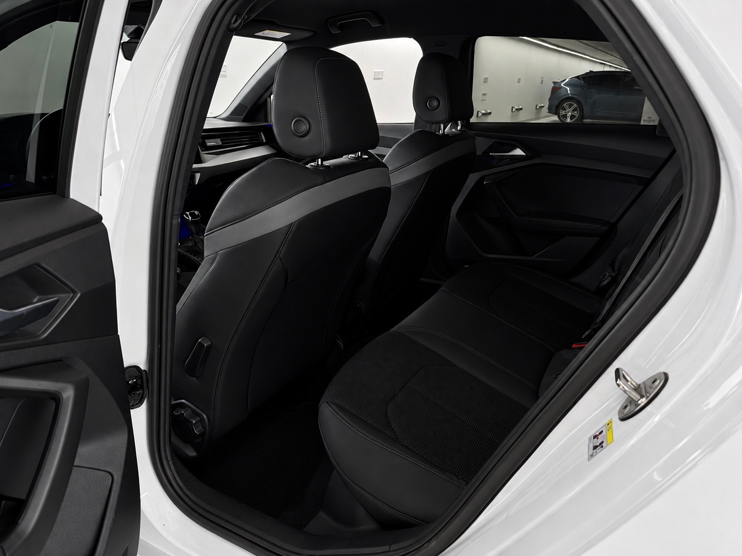 AUDI A1-image-11