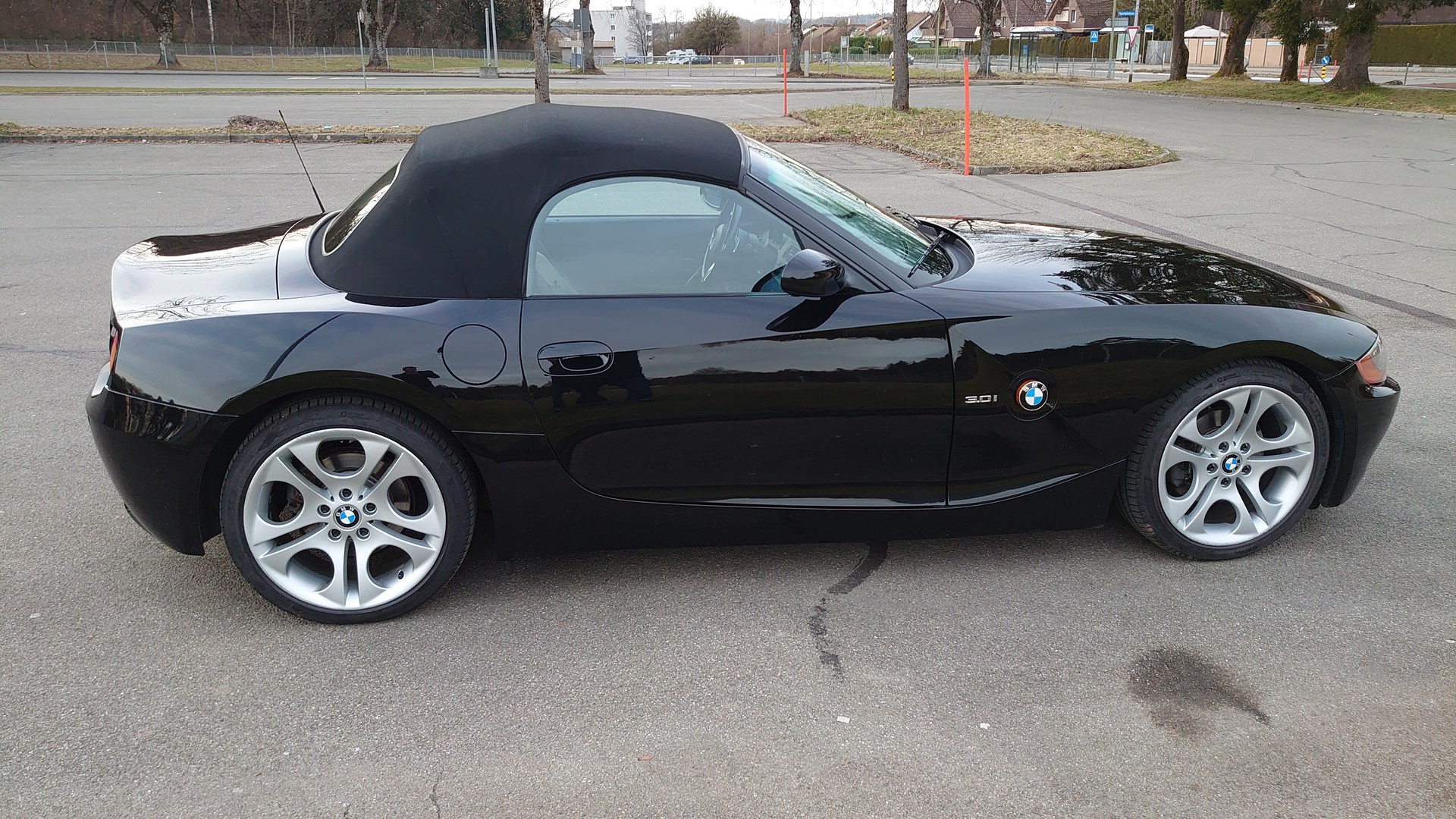 BMW Z4 3.0i Roadster-image-4