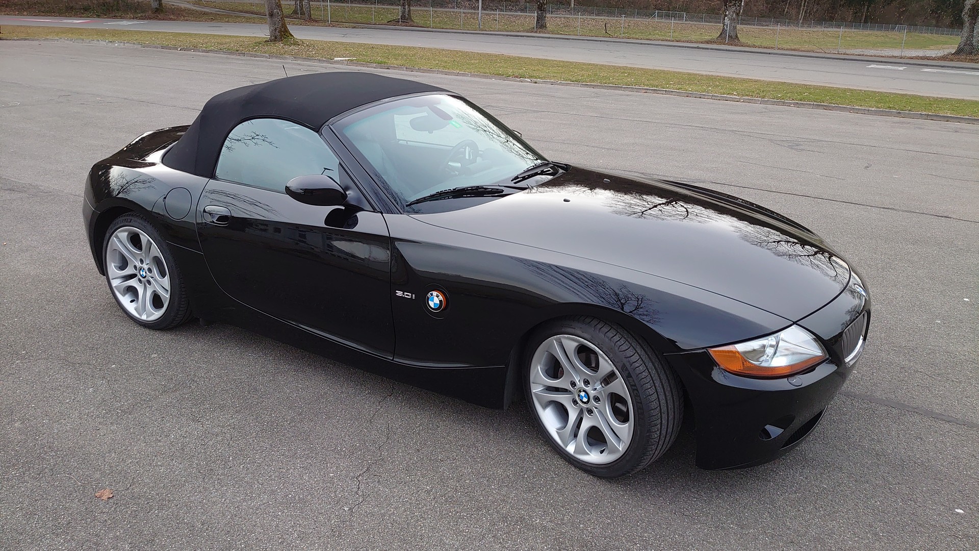 BMW Z4 3.0i Roadster-image-1