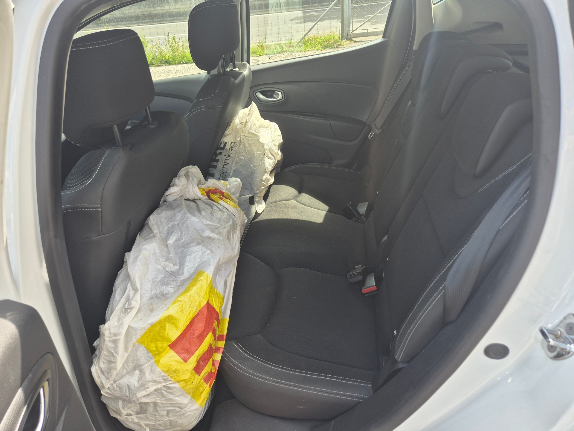 RENAULT Clio 0.9 12V Intens-image-8