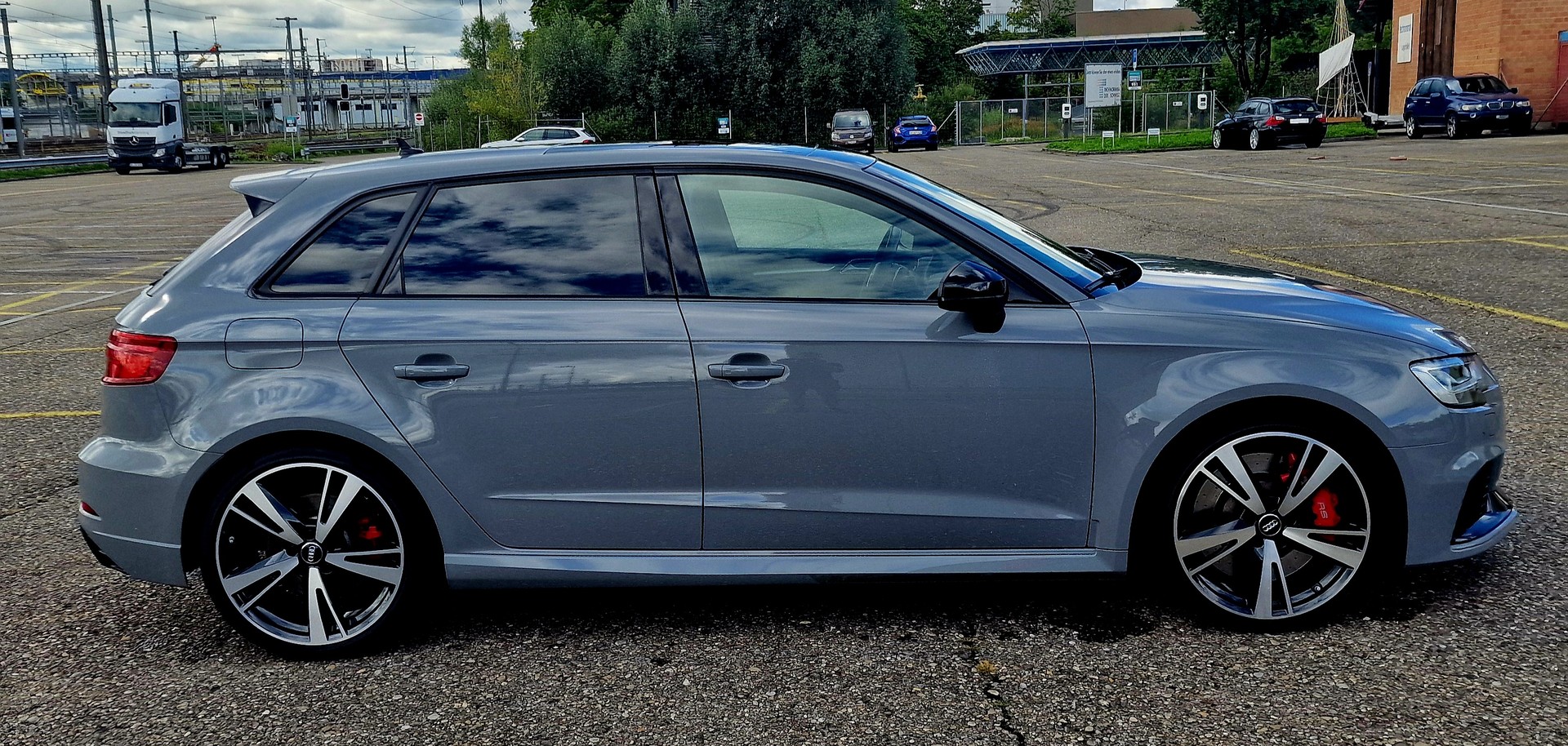 AUDI ABT RS3 480PS - Sportback 2.5 TSI quattro S-tronic - Nardo Grau / Leasing möglich!-image-17