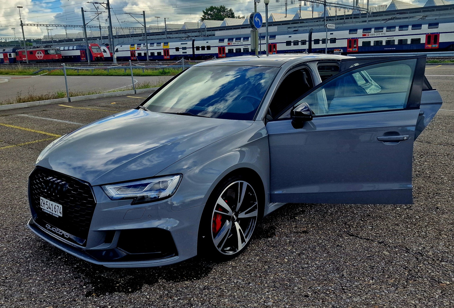 AUDI ABT RS3 480PS - Sportback 2.5 TSI quattro S-tronic - Nardo Grau / Leasing möglich!-image-9