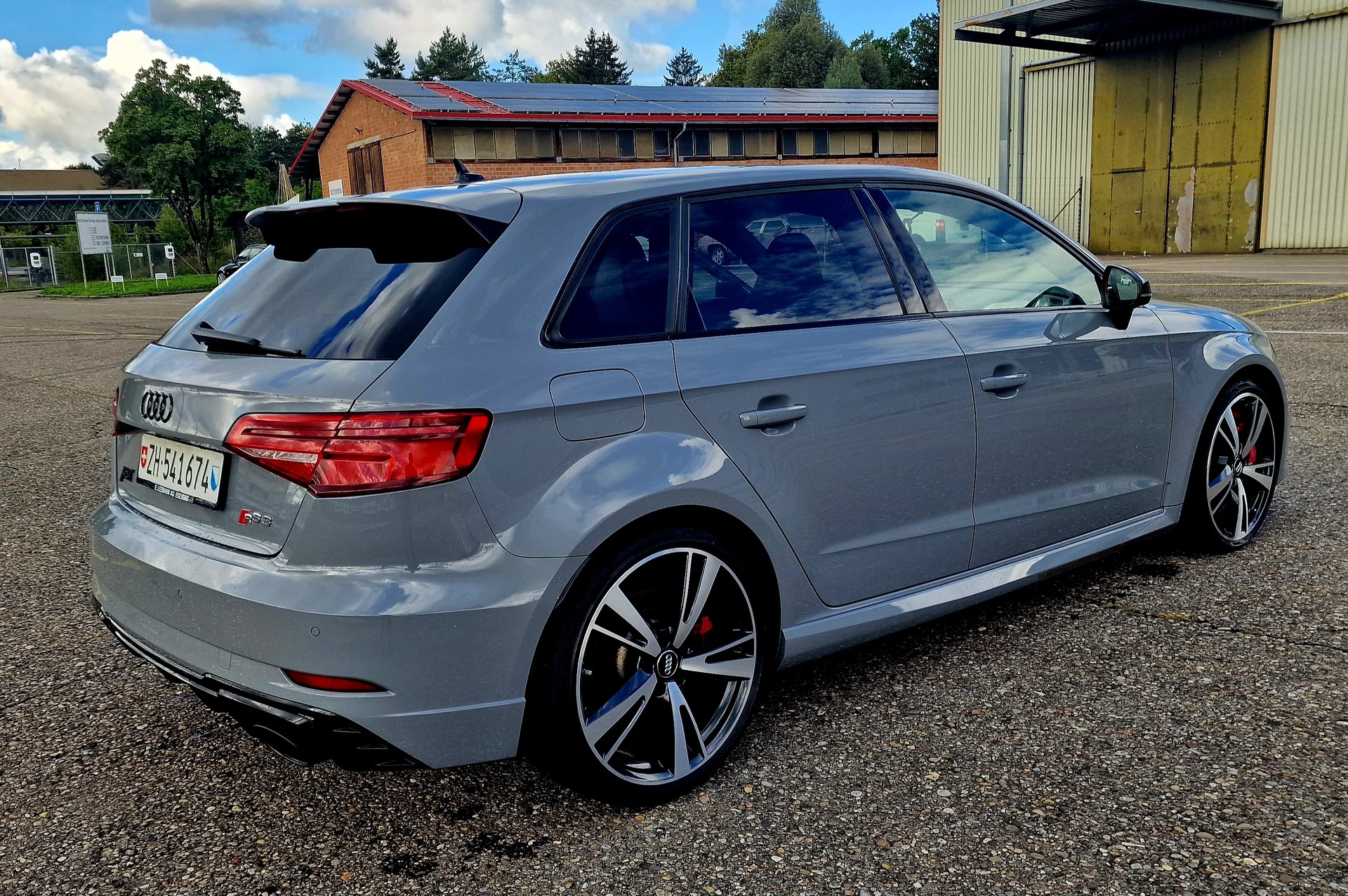 AUDI ABT RS3 480PS - Sportback 2.5 TSI quattro S-tronic - Nardo Grau / Leasing möglich!-image-6