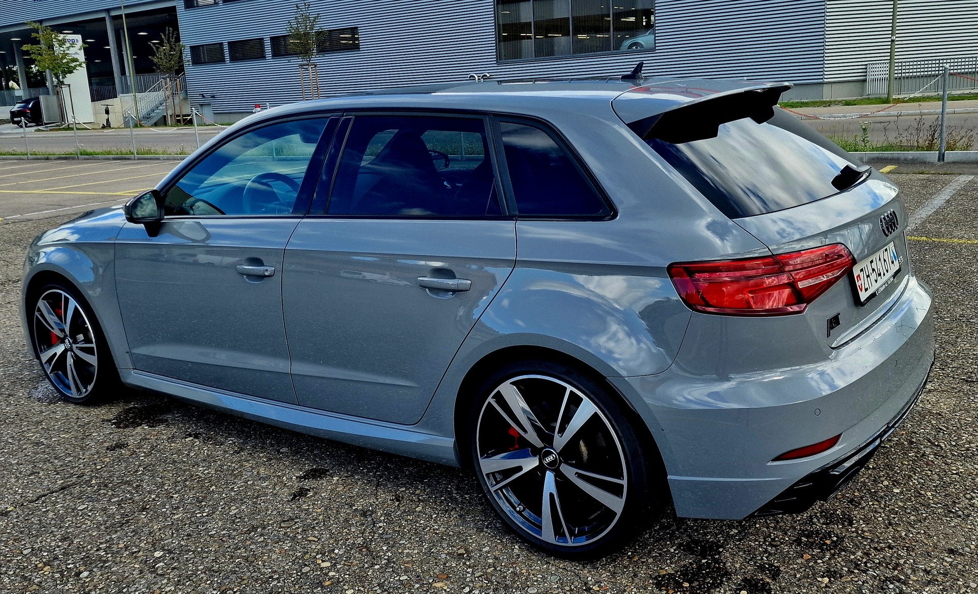 AUDI ABT RS3 480PS - Sportback 2.5 TSI quattro S-tronic - Nardo Grau / Leasing möglich!-image-5