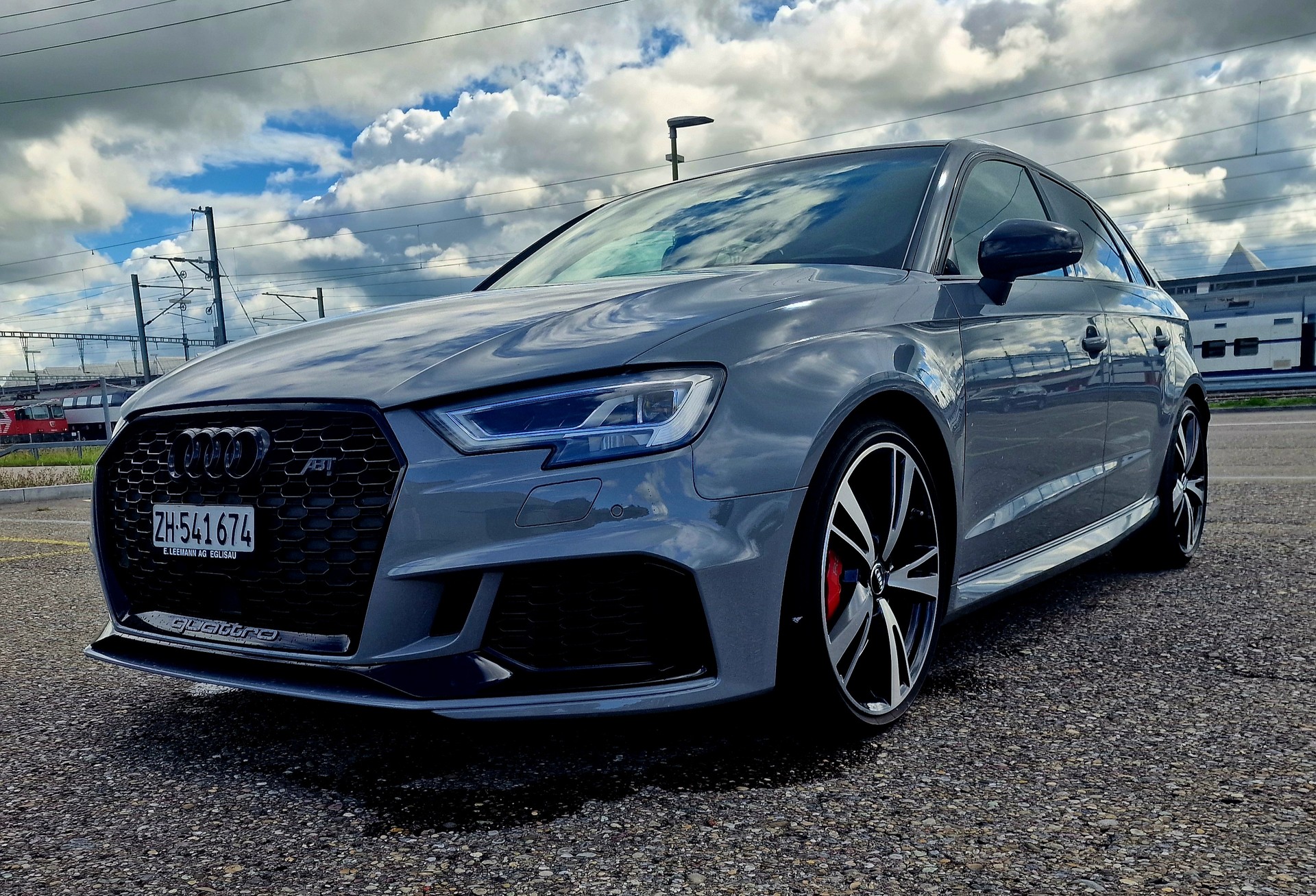 AUDI ABT RS3 480PS - Sportback 2.5 TSI quattro S-tronic - Nardo Grau / Leasing möglich!-image-4