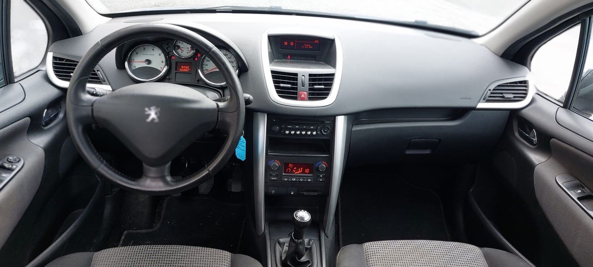 PEUGEOT 207 1.6 16V Sport-image-8