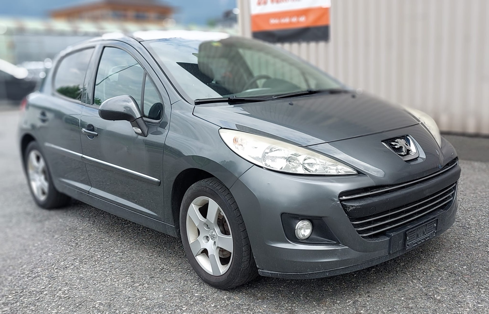 PEUGEOT 207 1.6 16V Sport-image-1