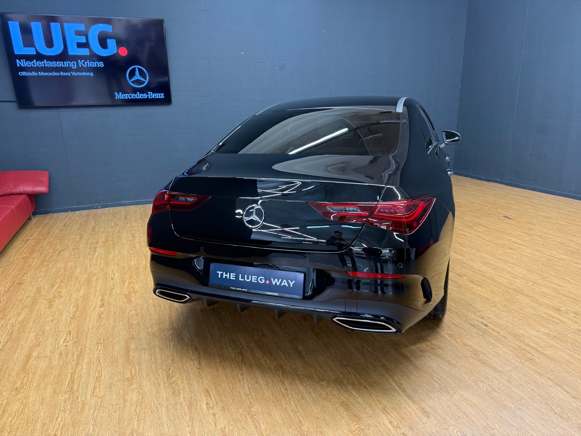 MERCEDES-BENZ CLA 200 - AMG / DISTRONIC / 360 Grad Kamera / Multibeam LED-image-10